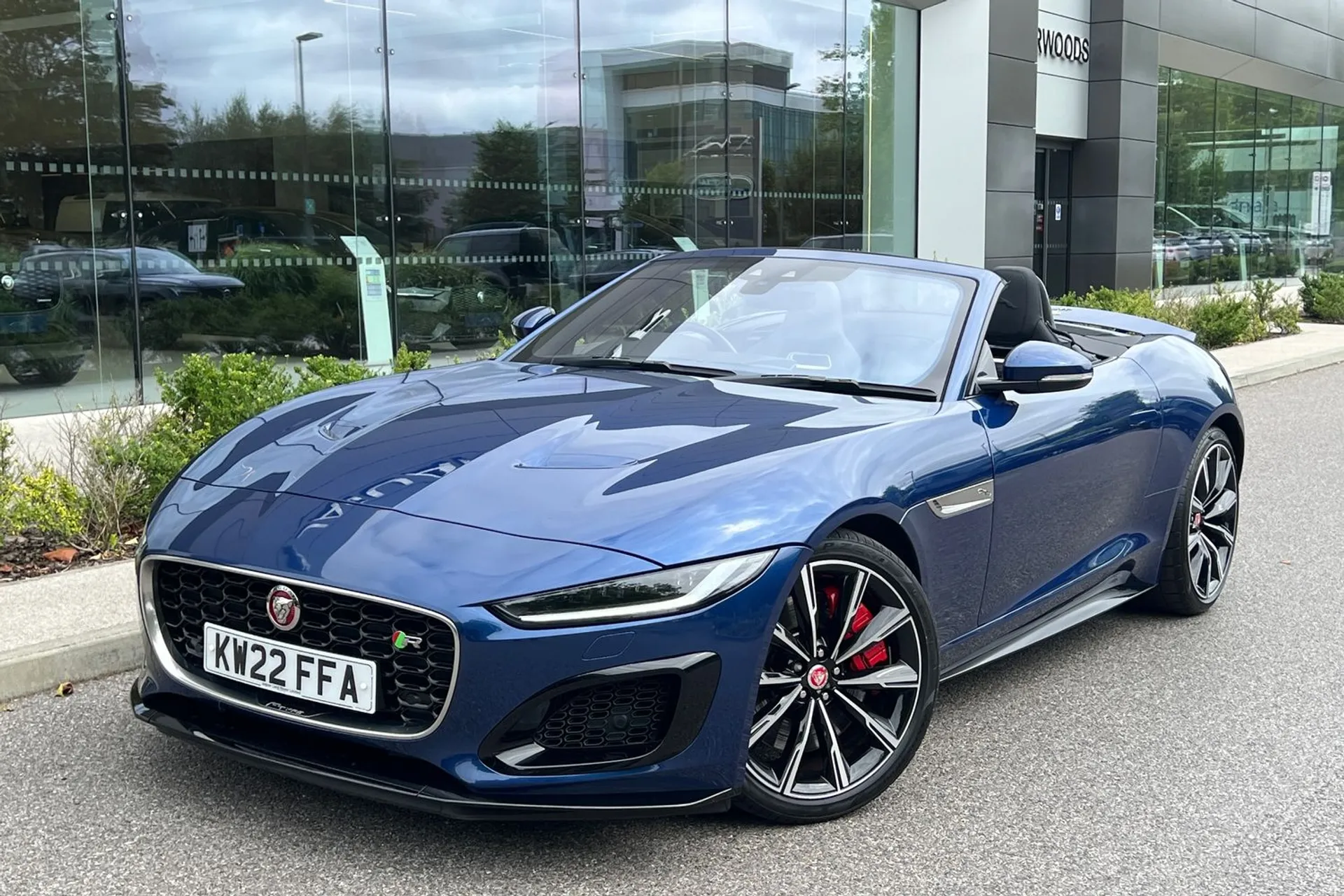 Jaguar F-TYPE thumbnail image number 54