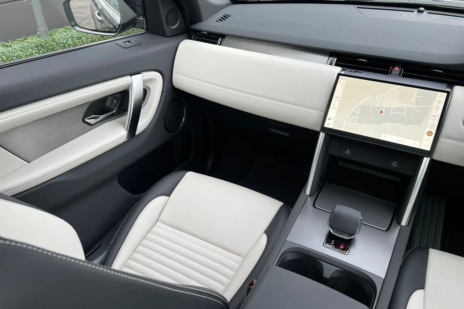 LAND ROVER DISCOVERY SPORT thumbnail image number 41