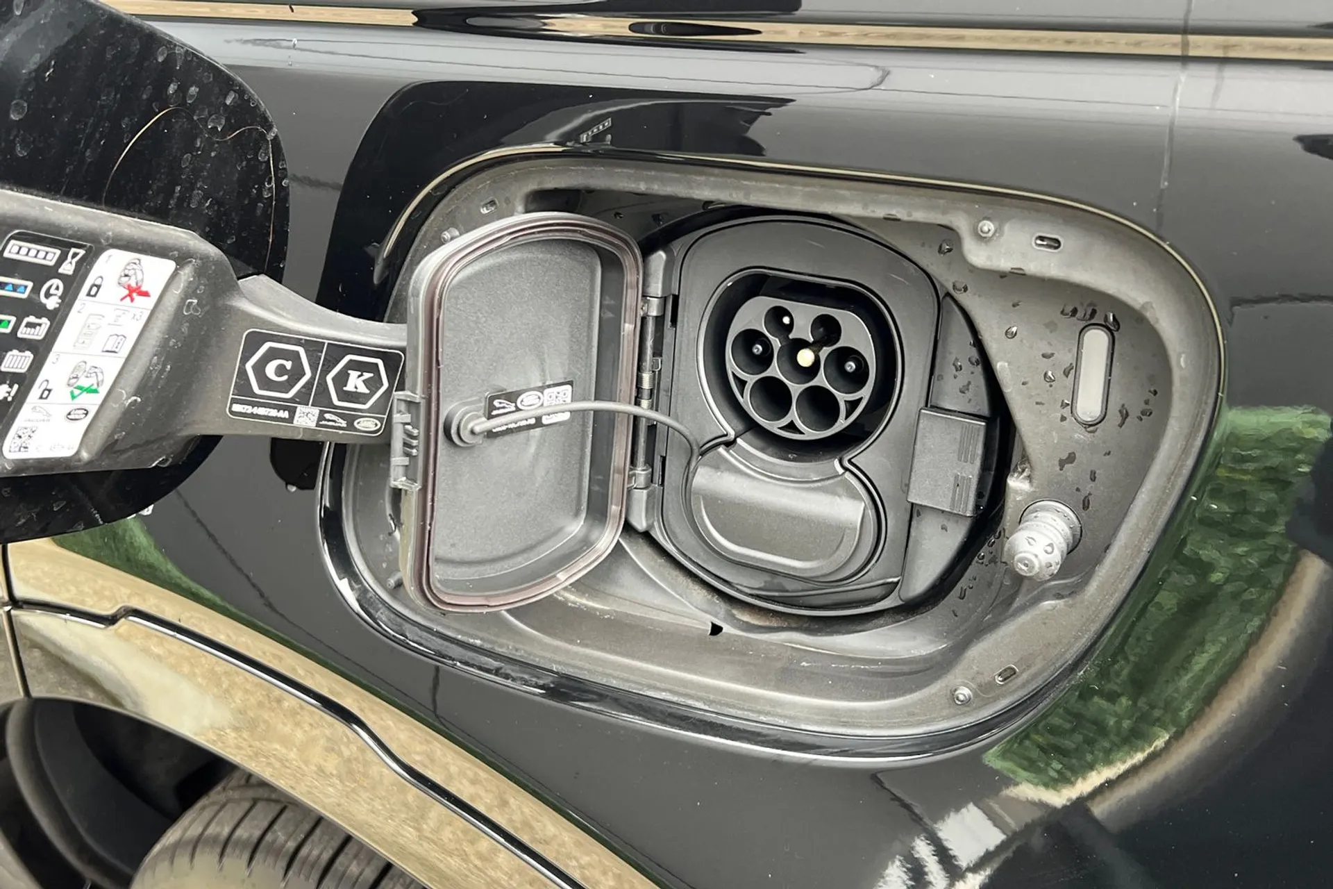 LAND ROVER DISCOVERY SPORT thumbnail image number 6