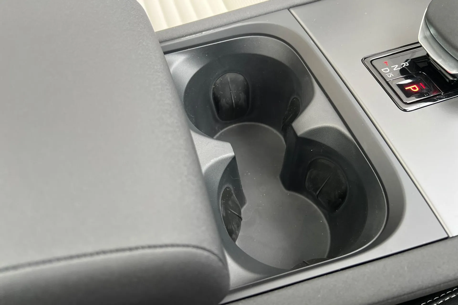 LAND ROVER DISCOVERY SPORT thumbnail image number 53