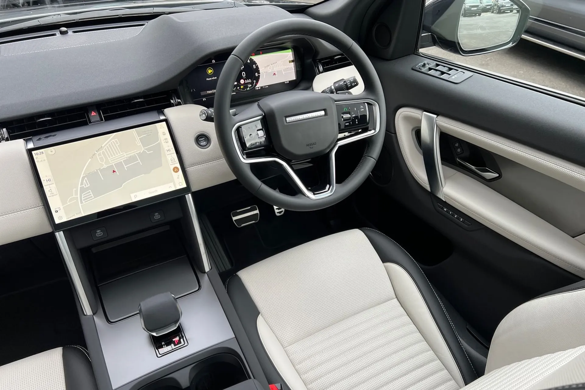 LAND ROVER DISCOVERY SPORT thumbnail image number 40