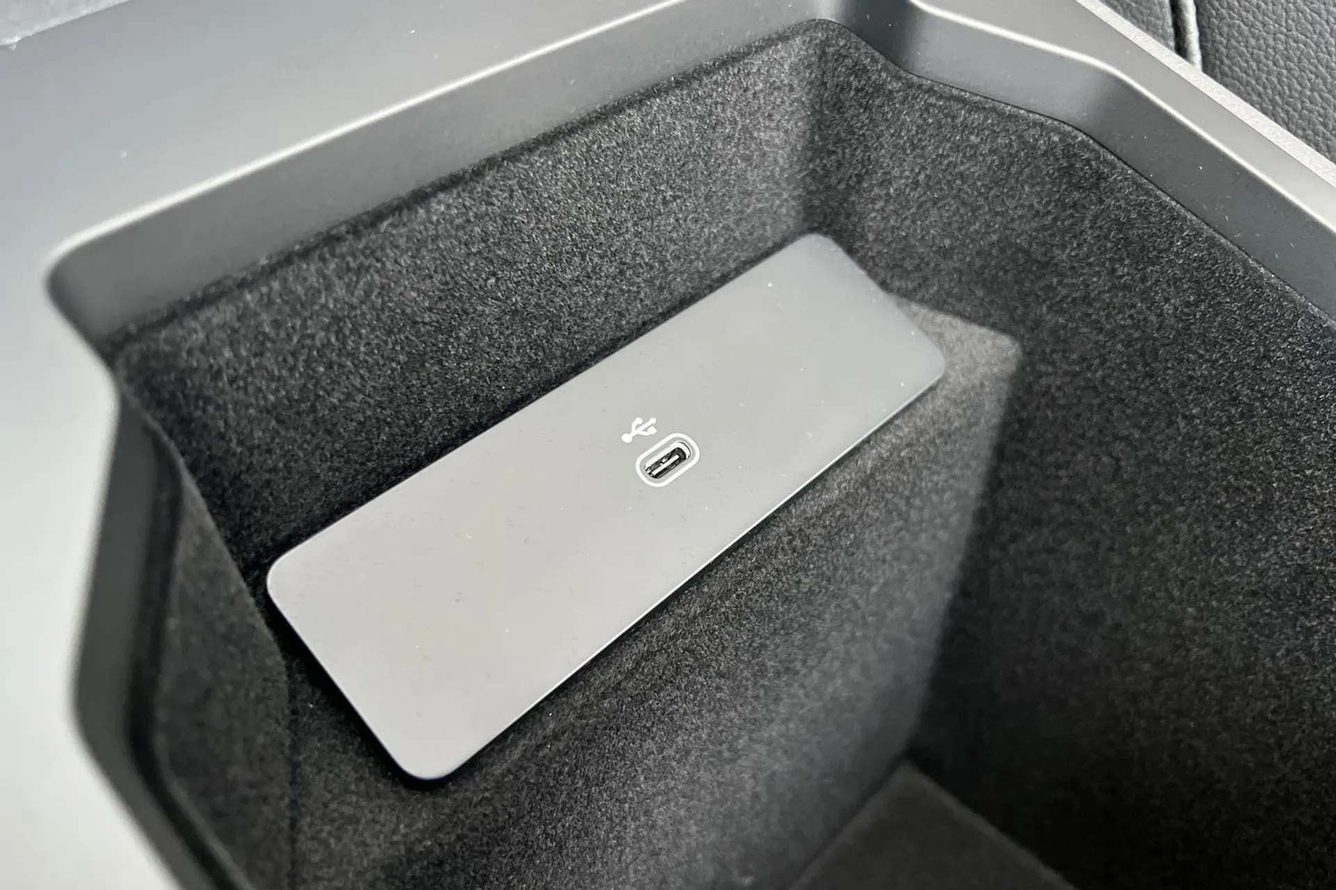 LAND ROVER DISCOVERY SPORT thumbnail image number 54