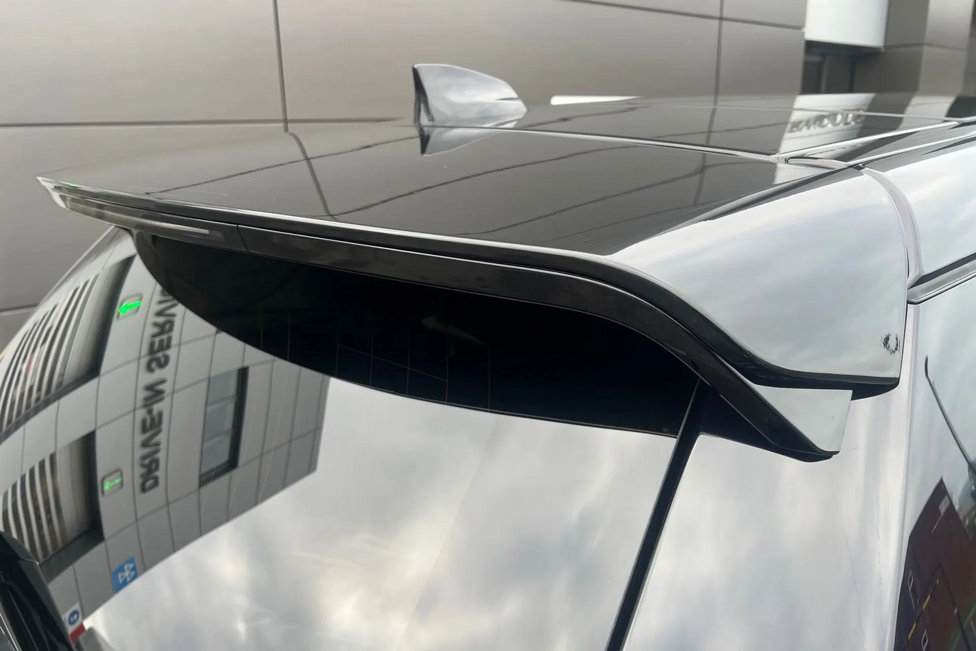 LAND ROVER DISCOVERY SPORT thumbnail image number 26