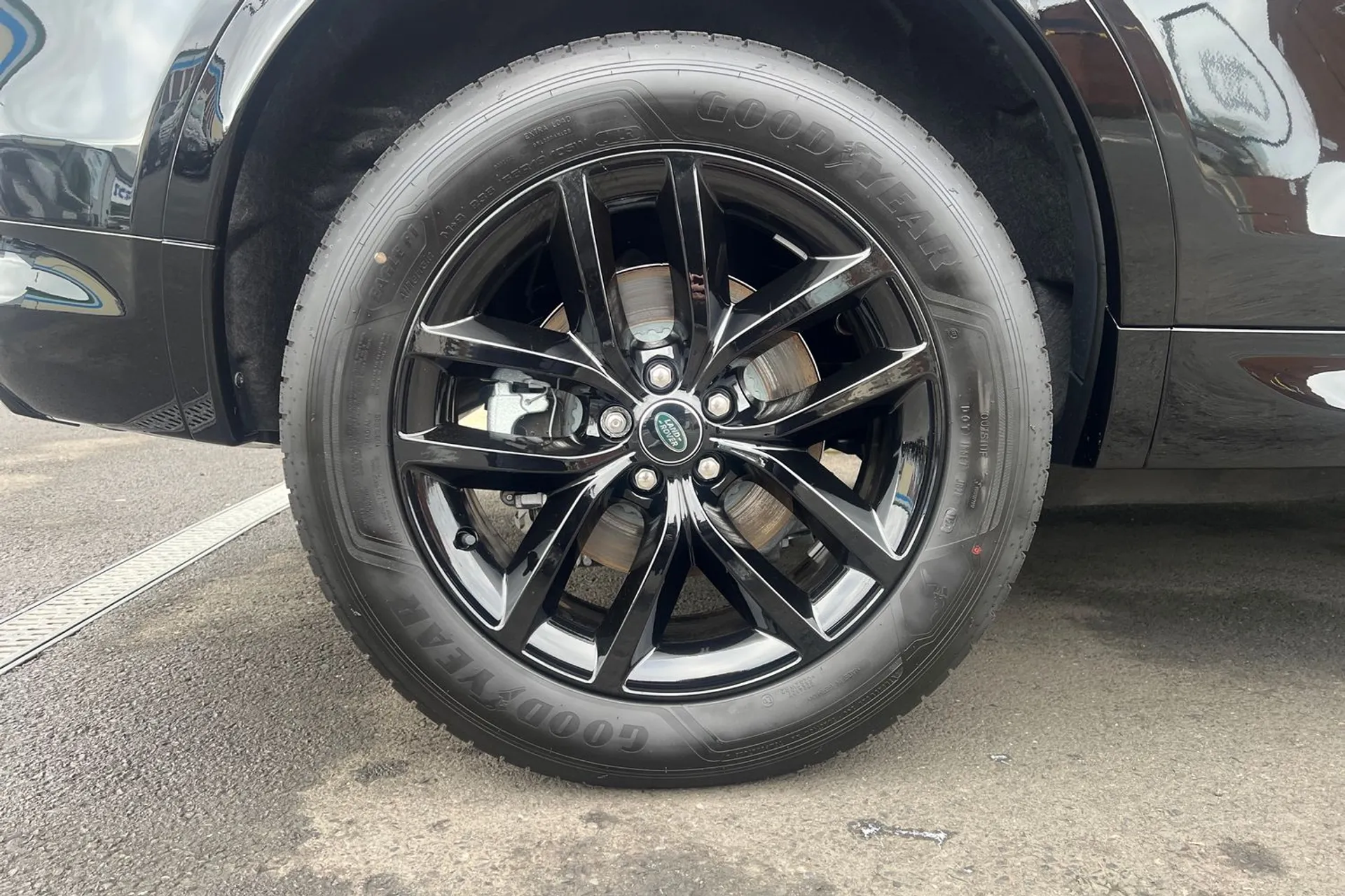 LAND ROVER DISCOVERY SPORT thumbnail image number 19