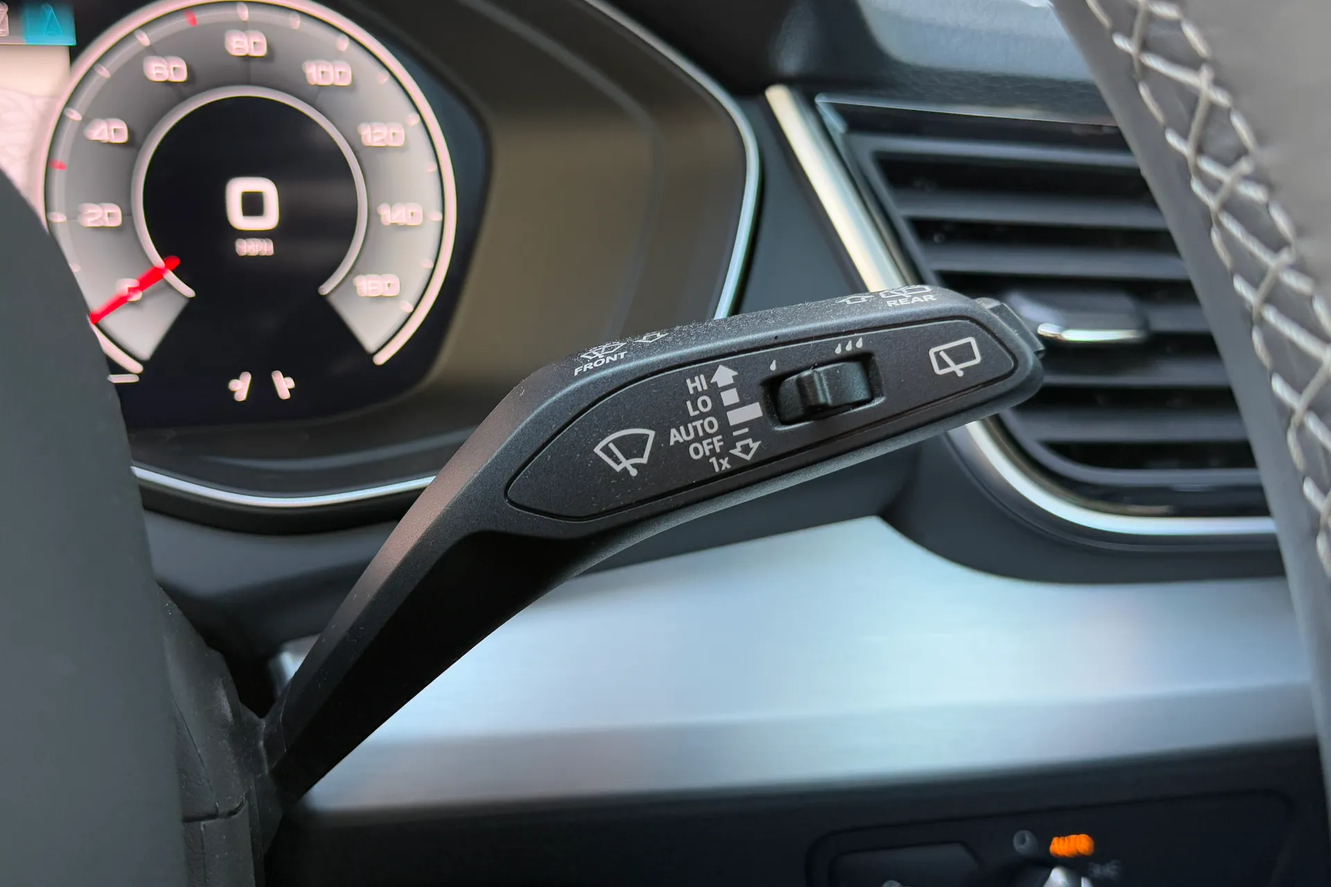 Audi Q5 thumbnail image number 19