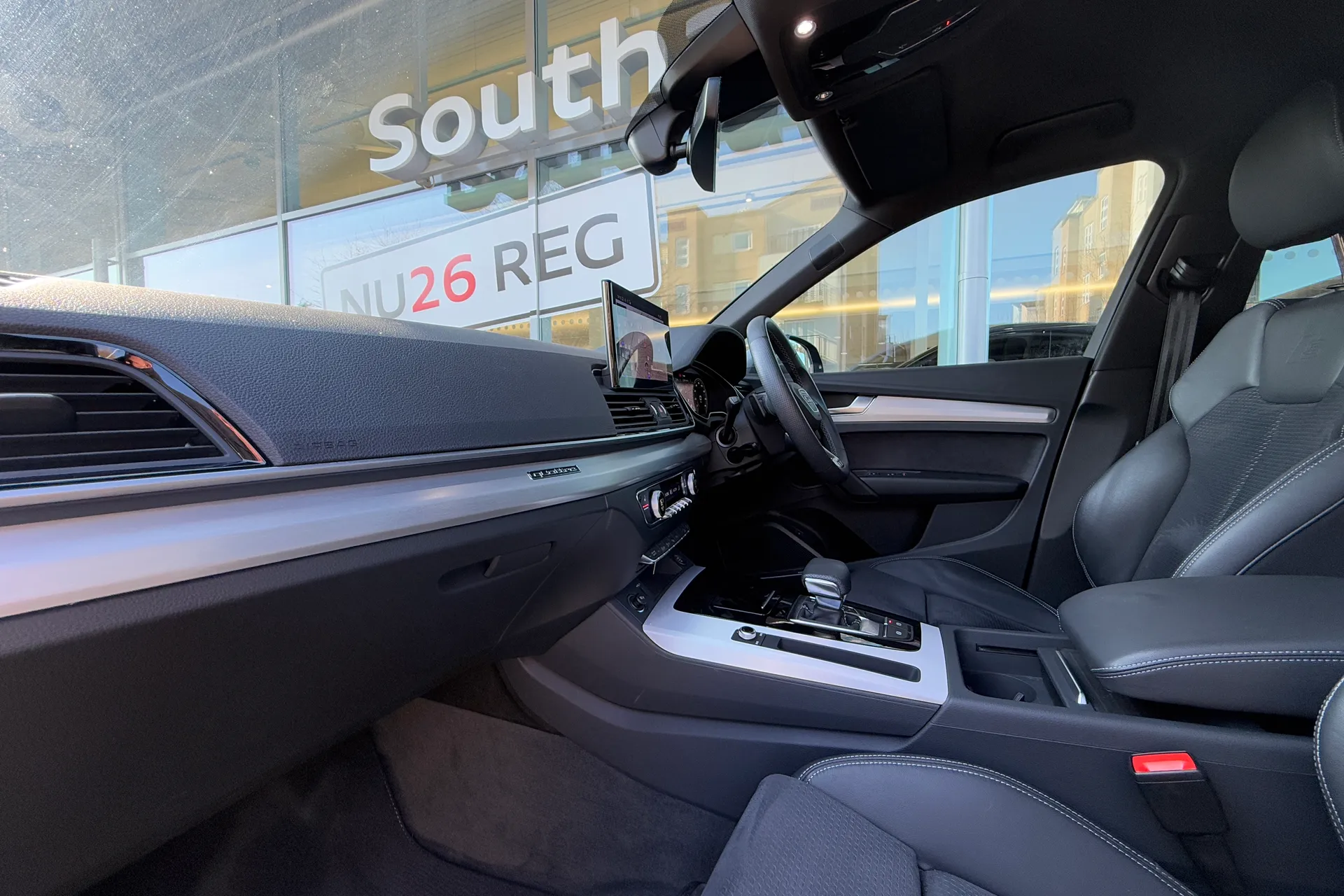 Audi Q5 thumbnail image number 9