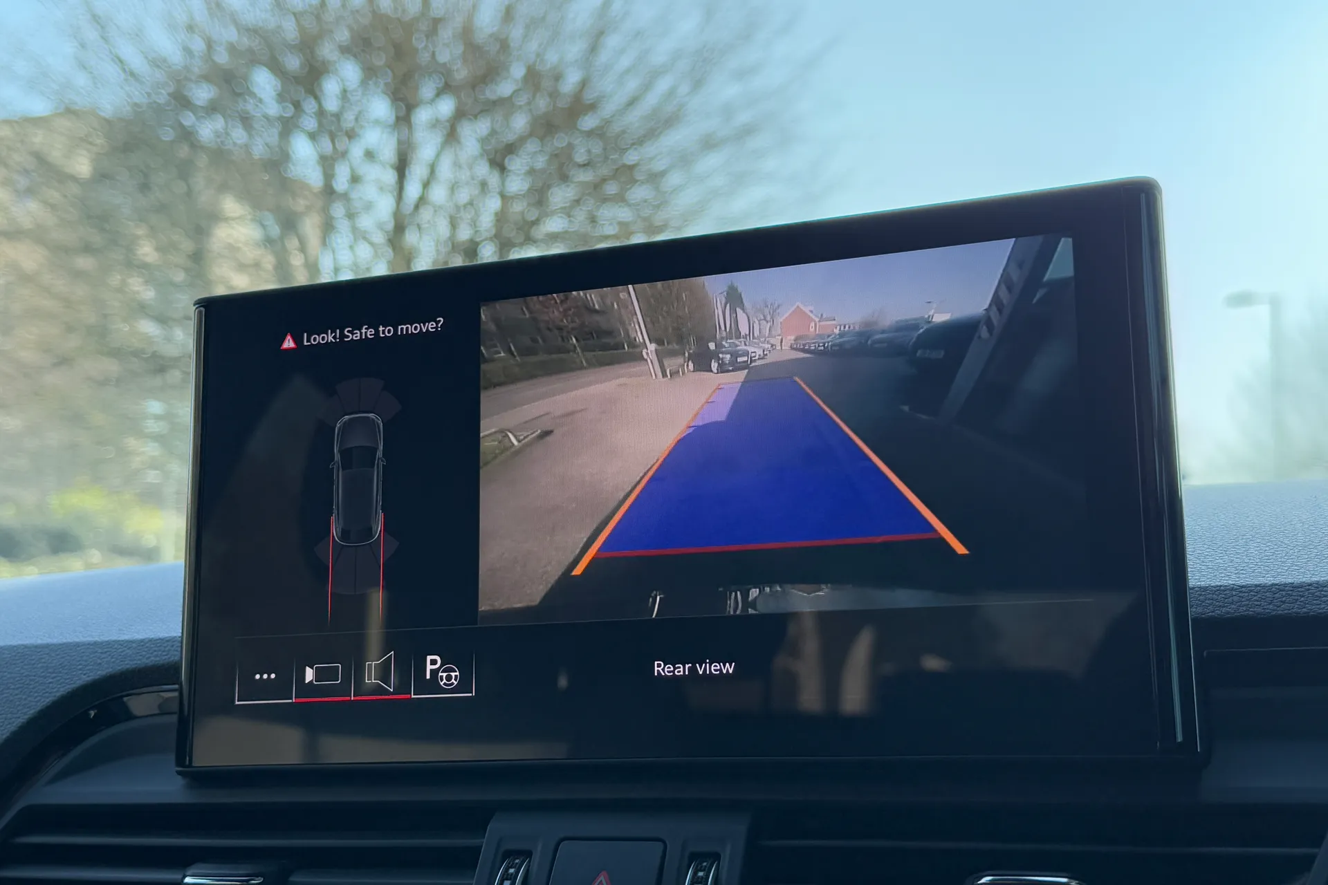 Audi Q5 thumbnail image number 5