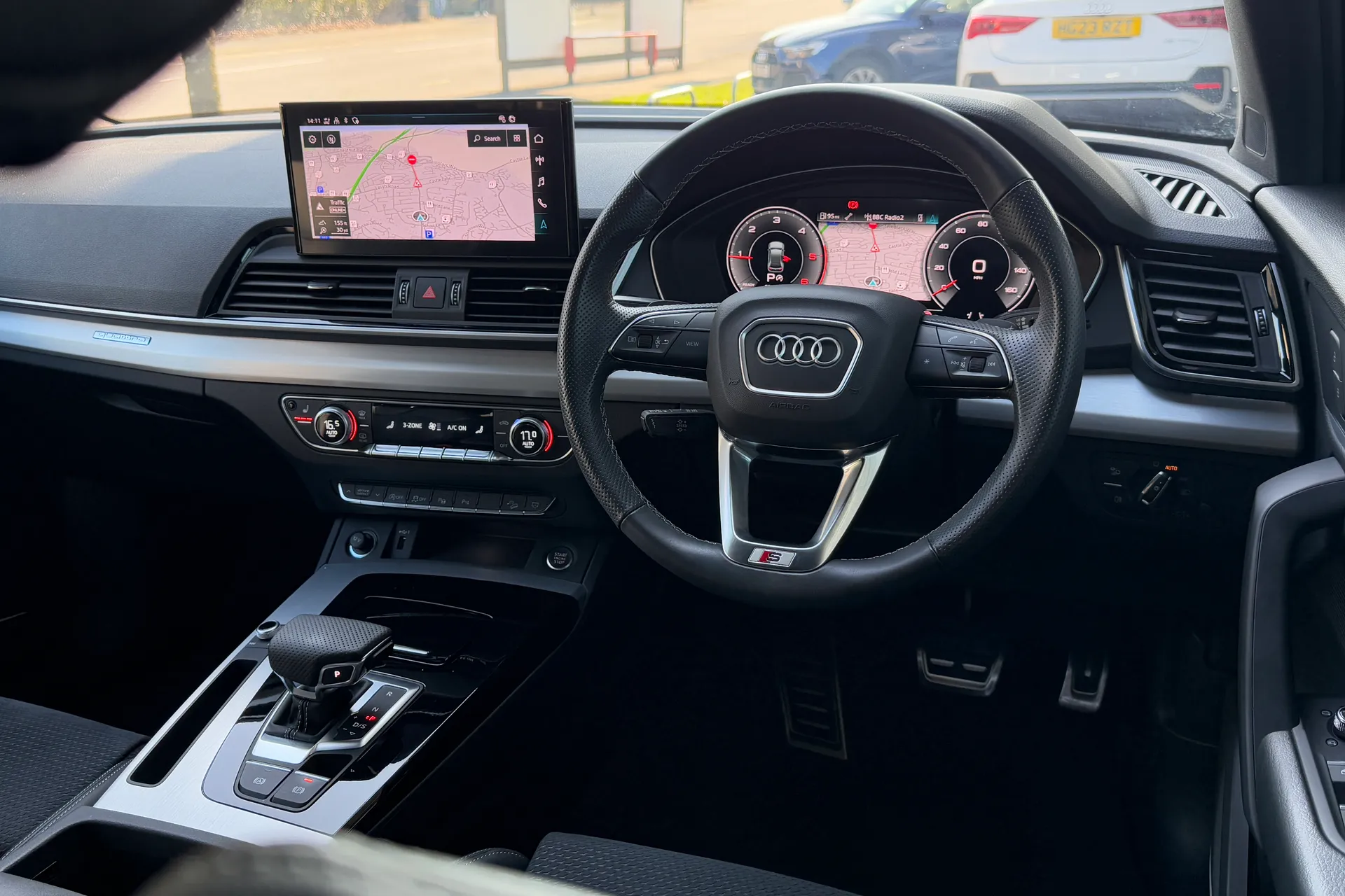 Audi Q5 thumbnail image number 44