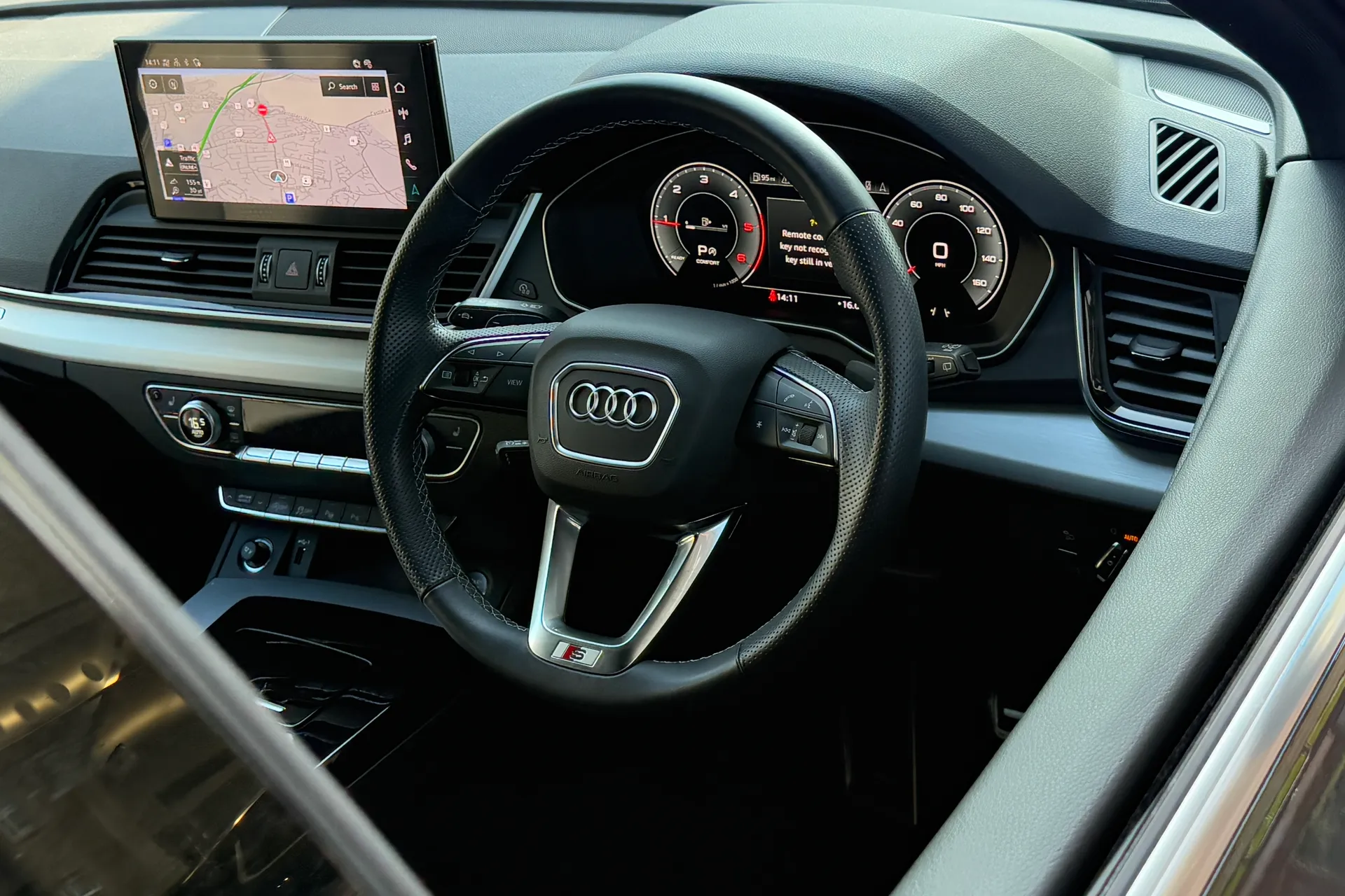 Audi Q5 thumbnail image number 40