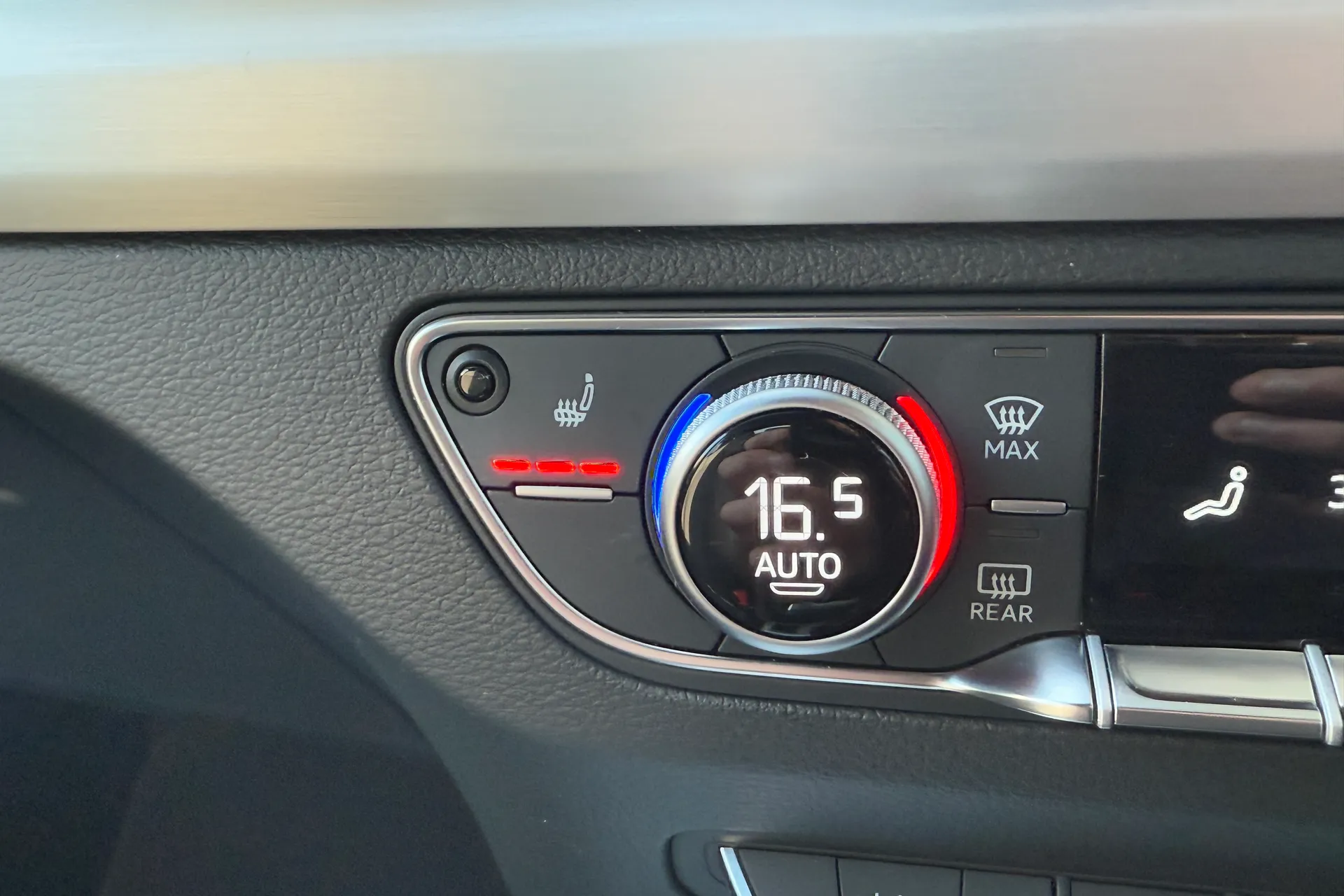 Audi Q5 thumbnail image number 7