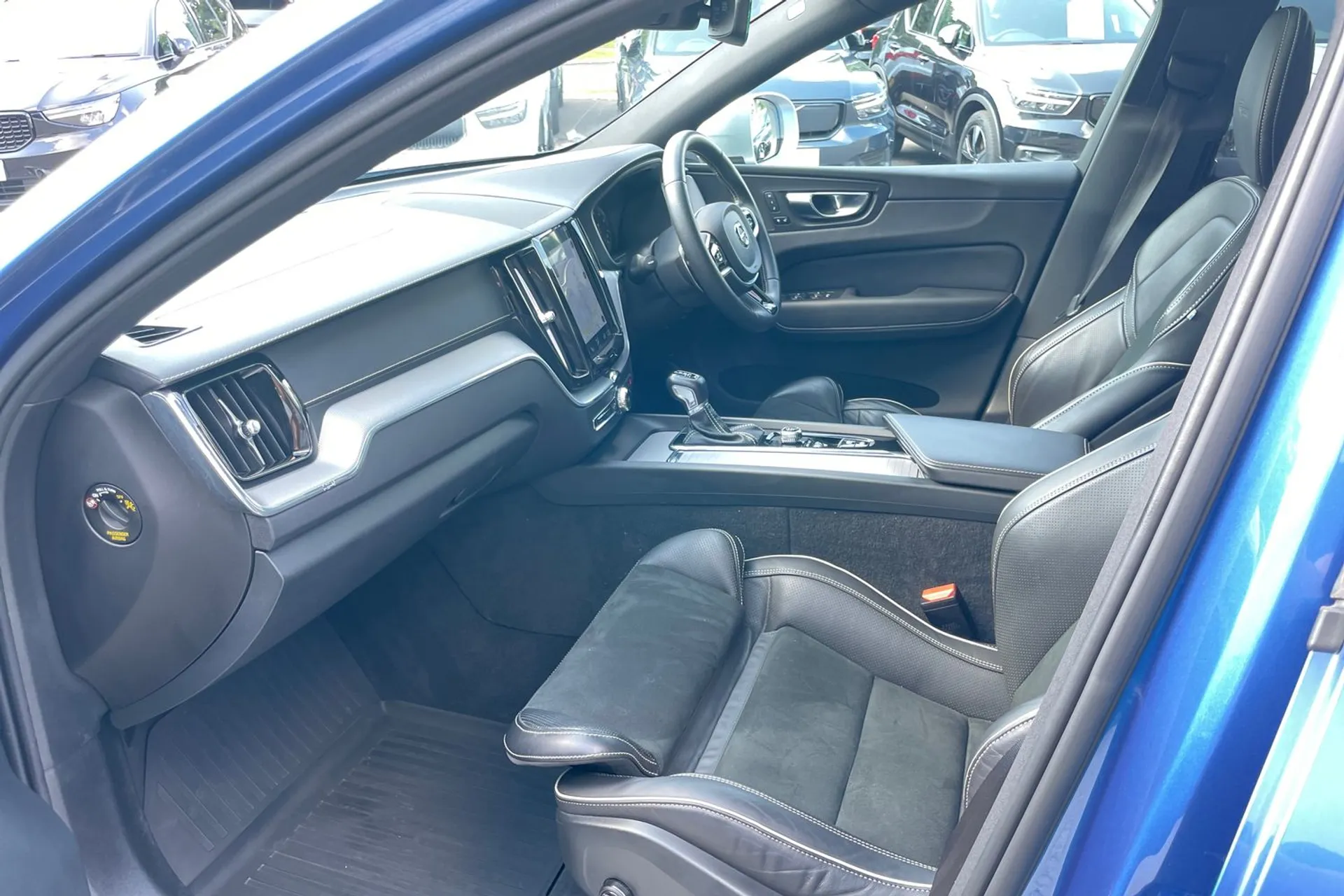 Volvo XC60 thumbnail image number 26