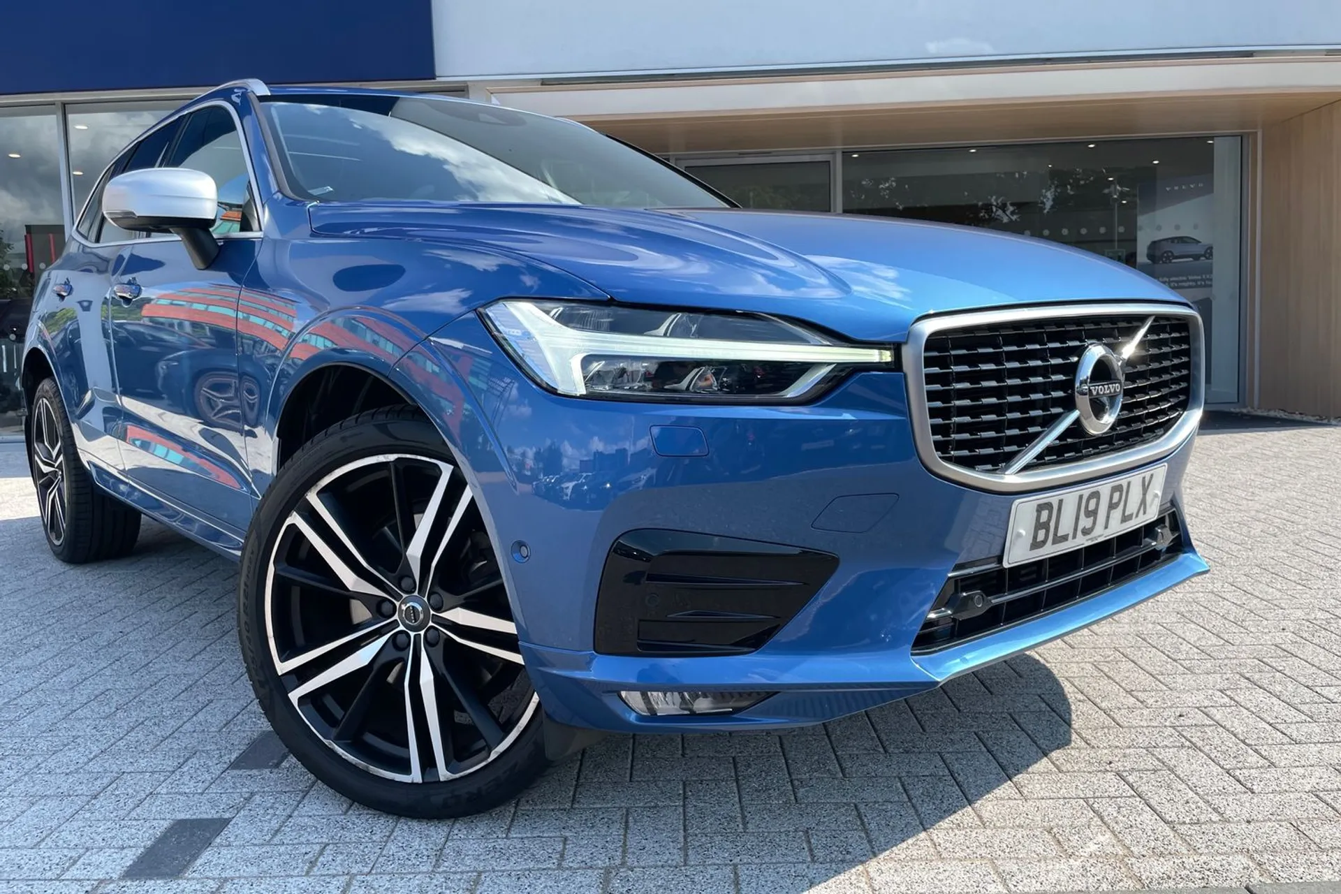 Volvo XC60 thumbnail image number 6