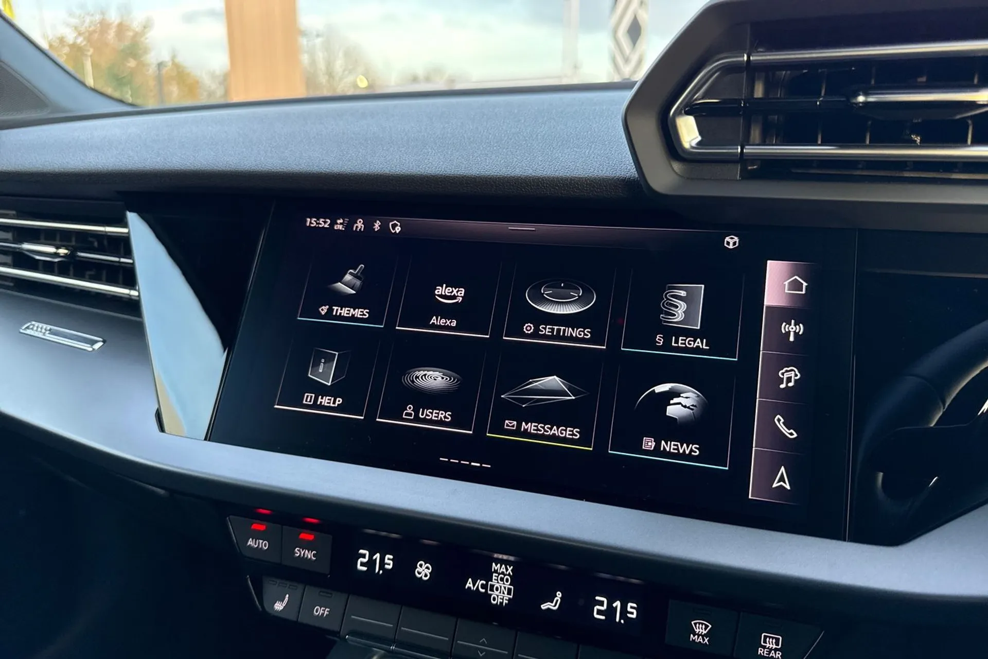 Audi A3 thumbnail image number 28