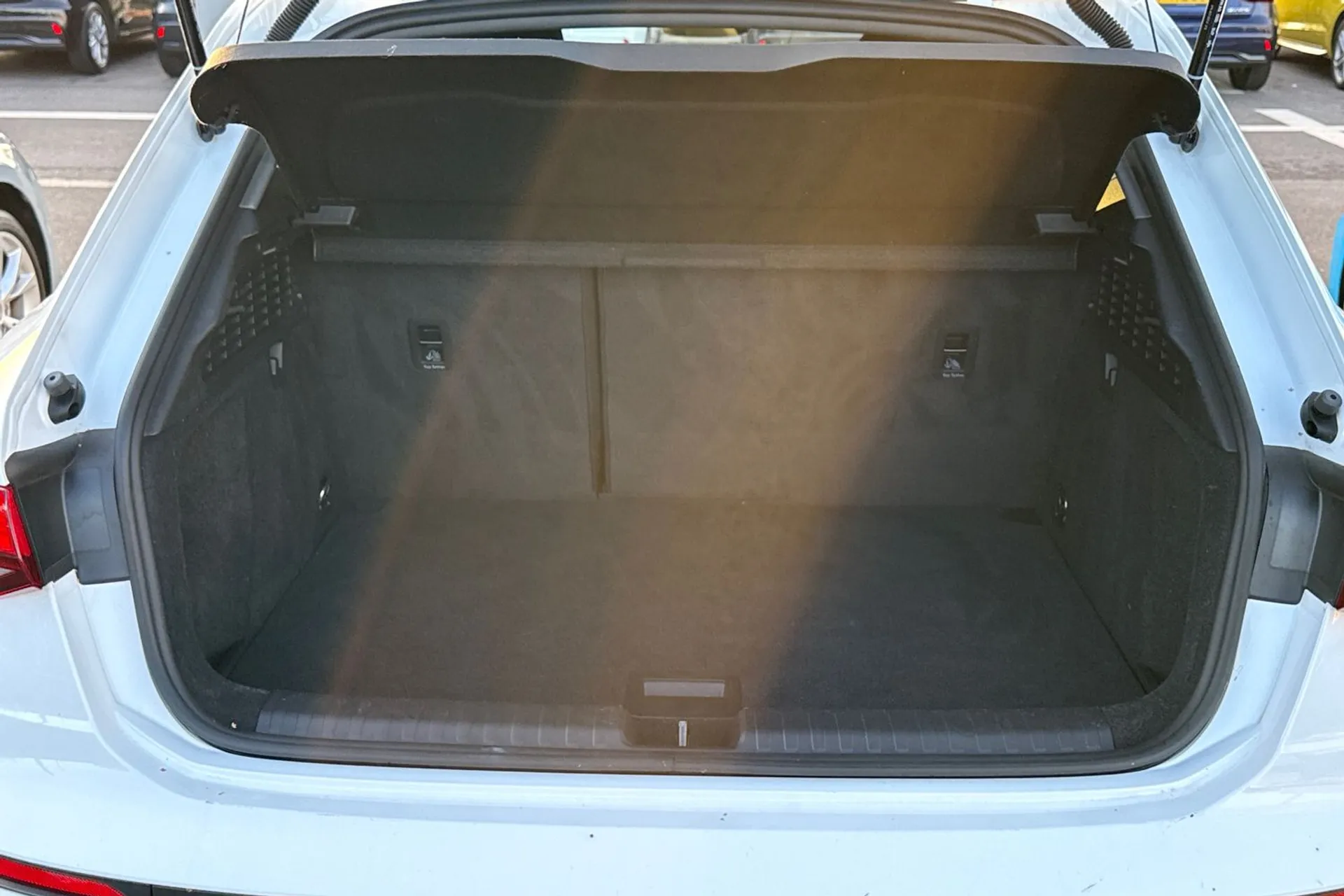 Audi A3 thumbnail image number 19