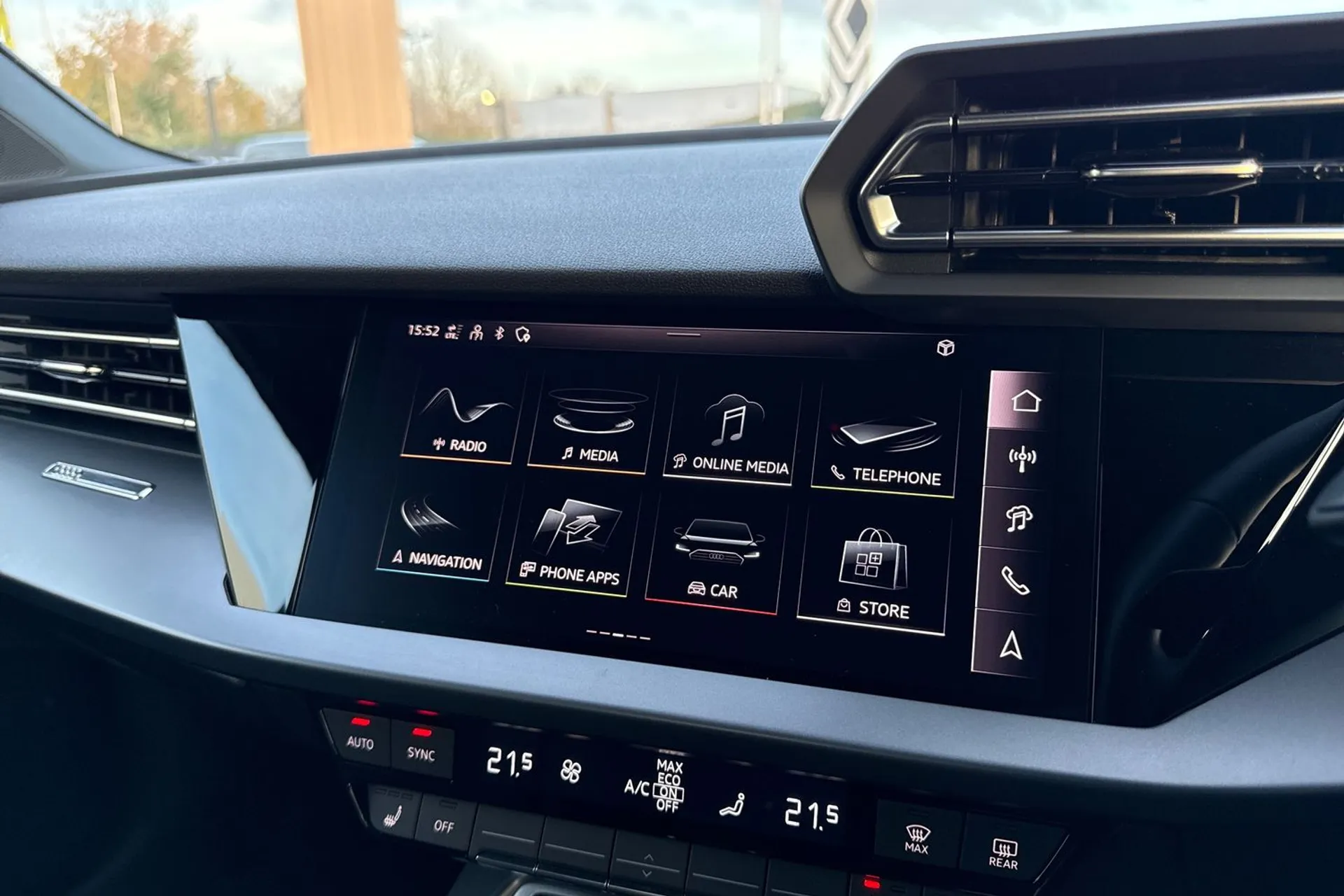 Audi A3 thumbnail image number 21