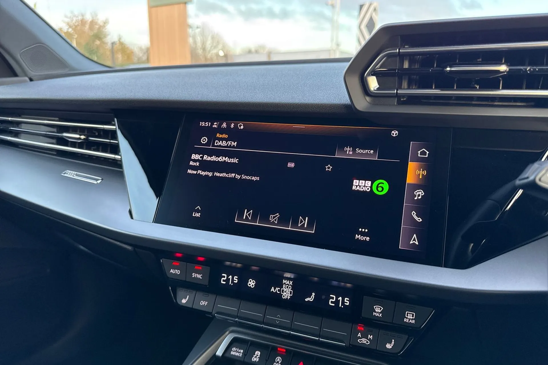 Audi A3 thumbnail image number 38