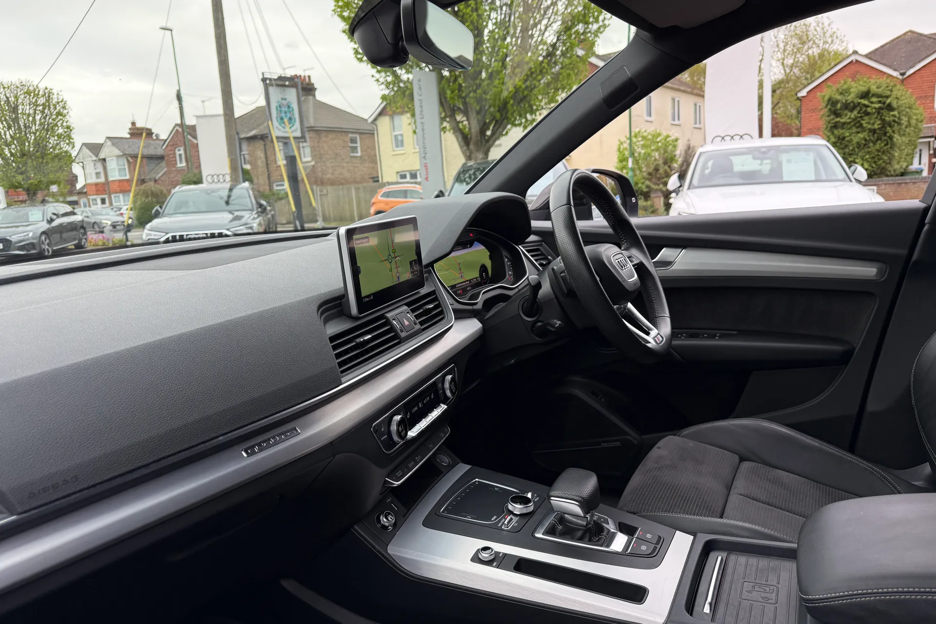 Audi Q5 thumbnail image number 26