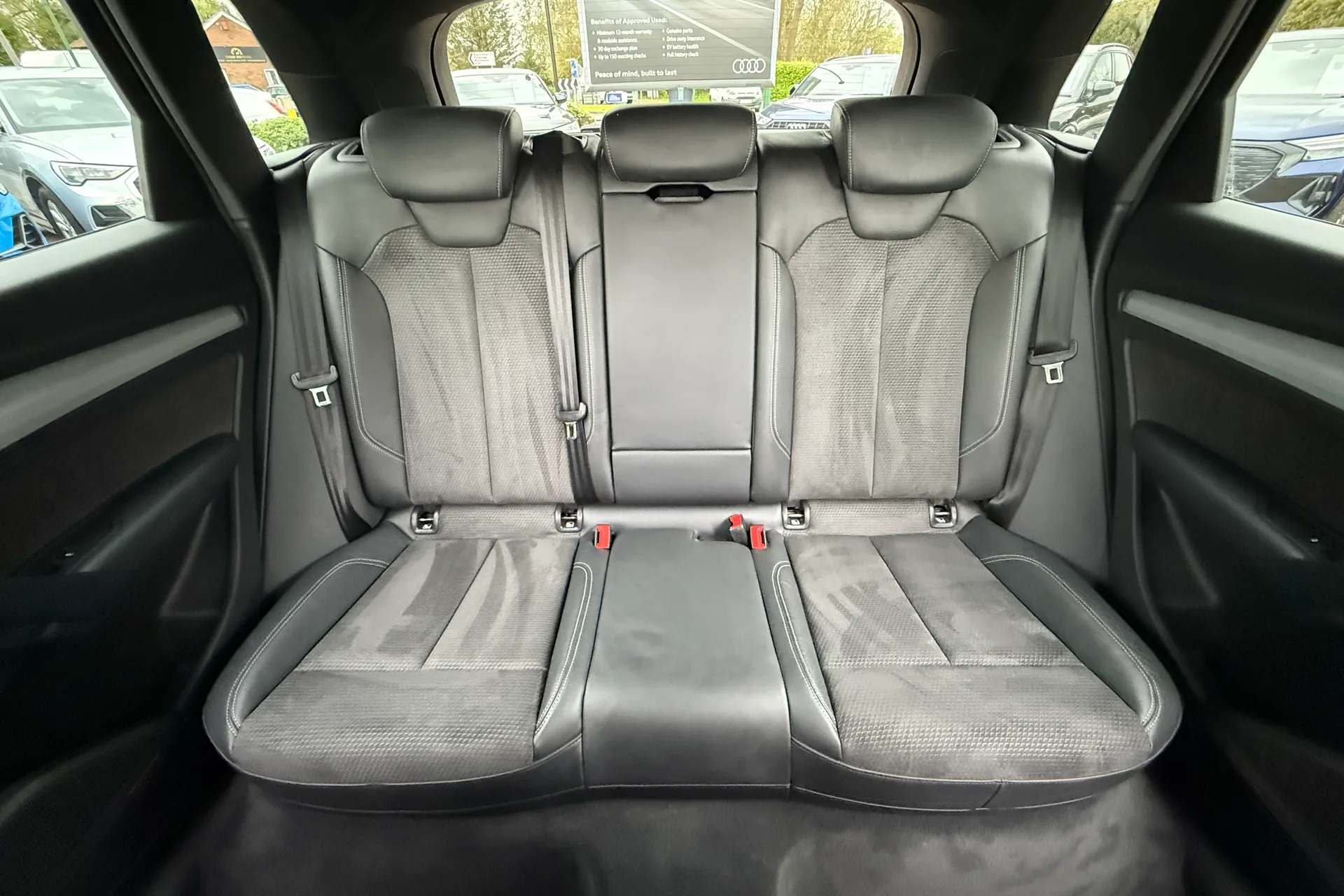 Audi Q5 thumbnail image number 35