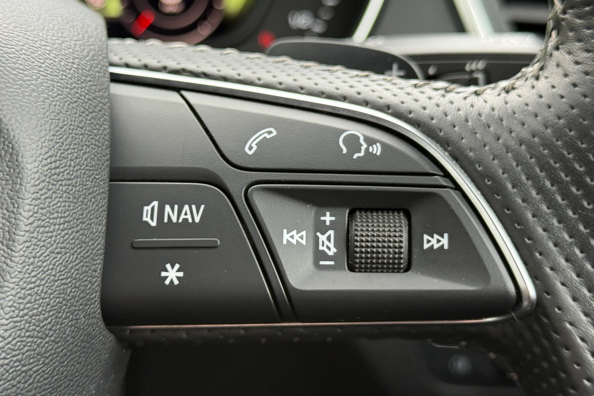Audi Q5 thumbnail image number 19