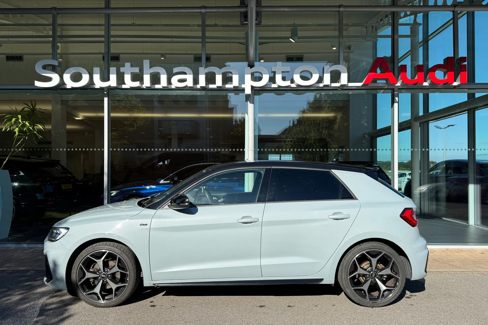 Audi A1 thumbnail image number 46