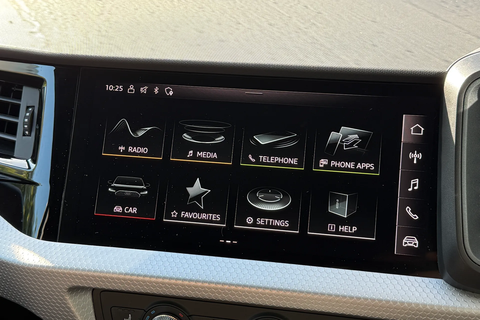 Audi A1 thumbnail image number 16