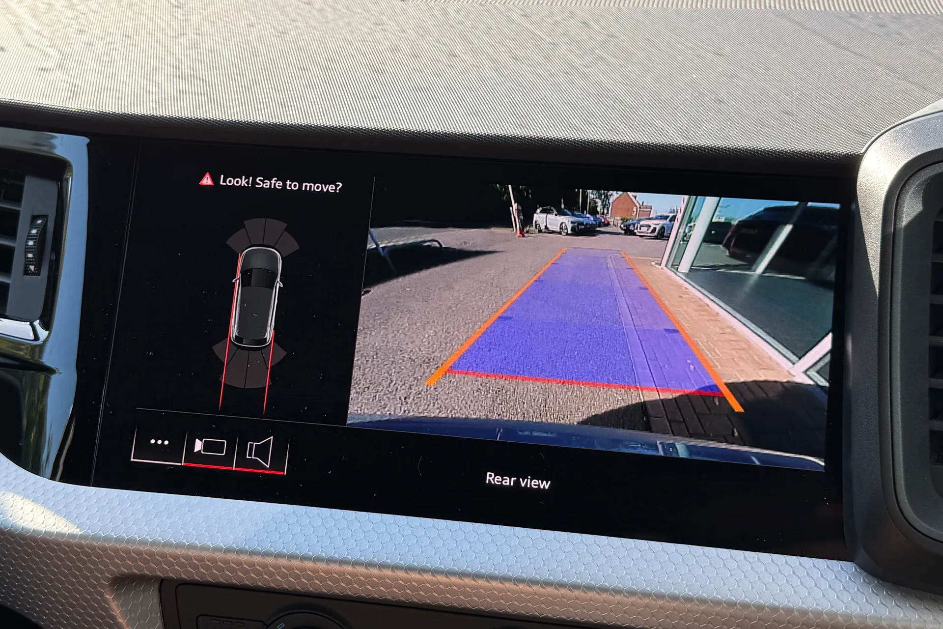 Audi A1 thumbnail image number 4