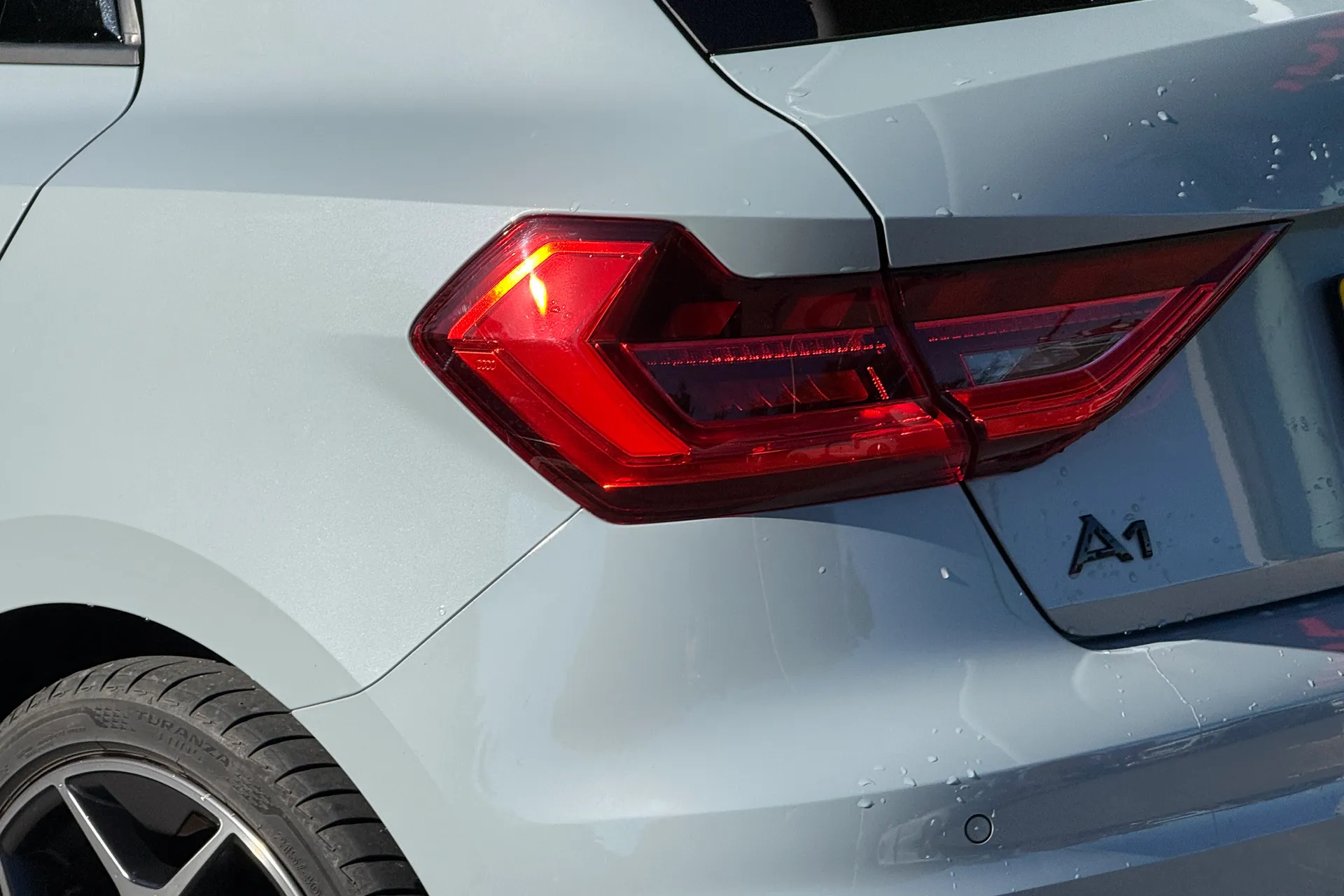 Audi A1 thumbnail image number 43