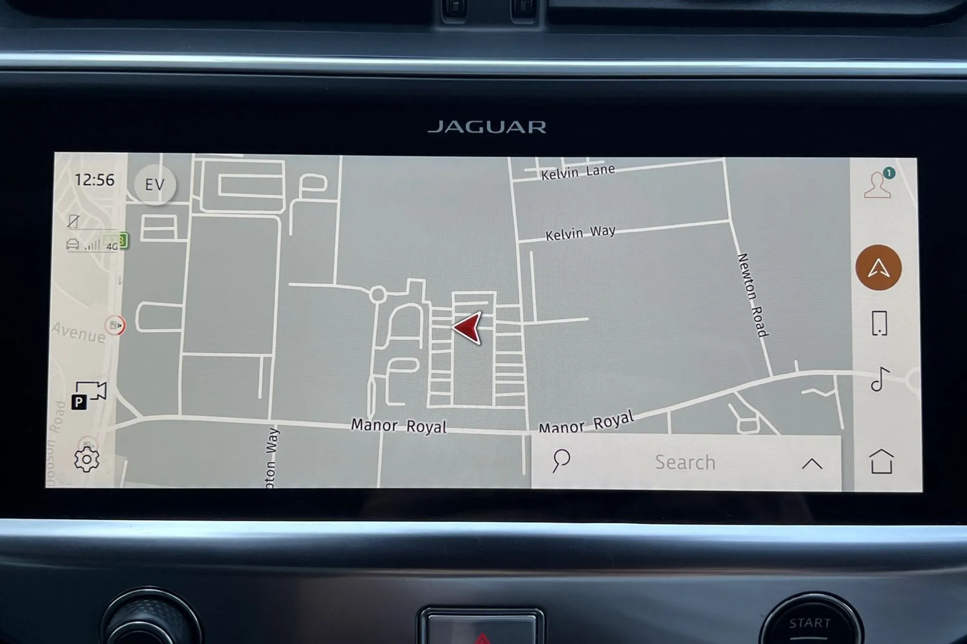 Jaguar I-PACE thumbnail image number 5