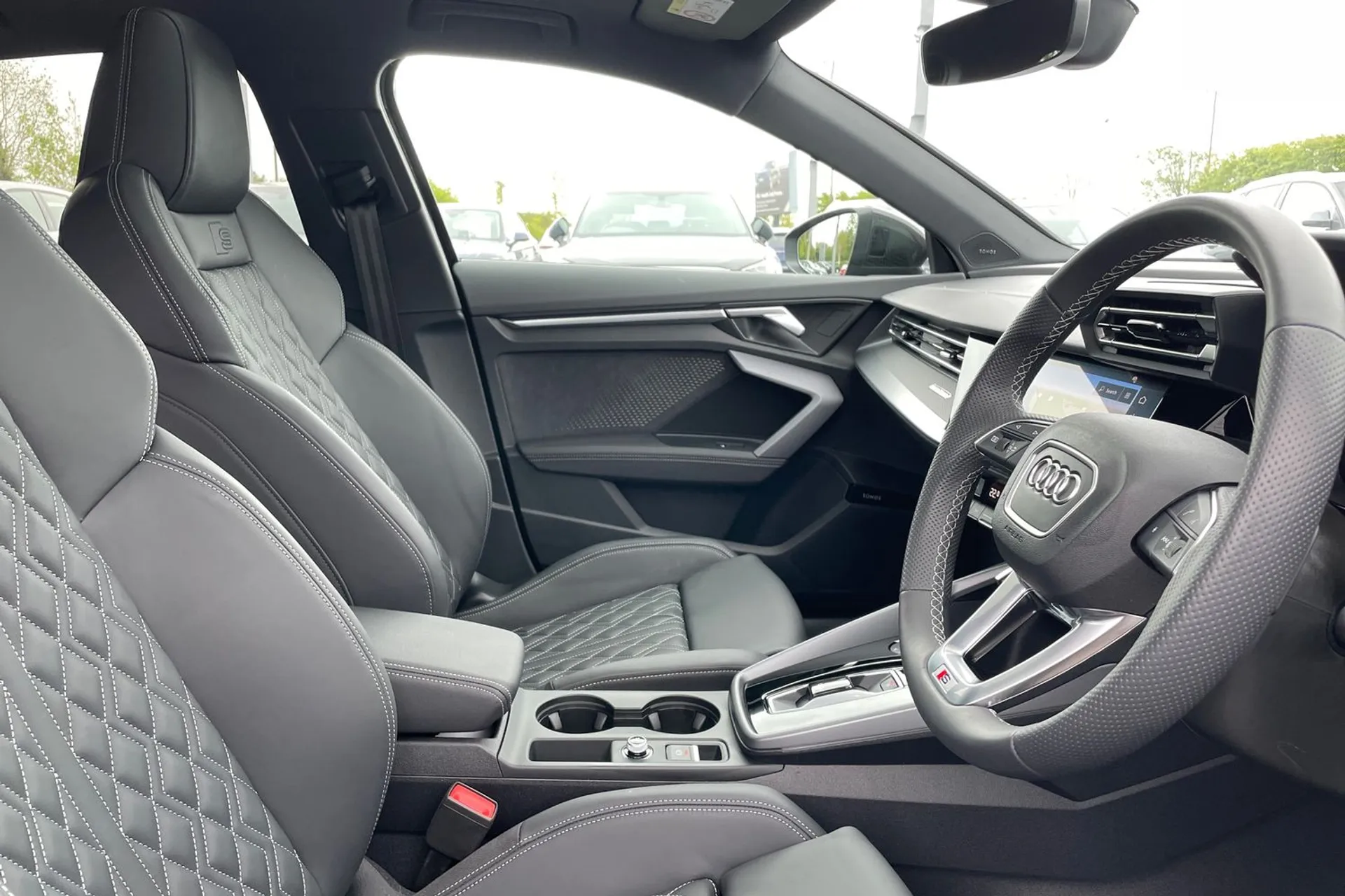 Audi A3 thumbnail image number 27