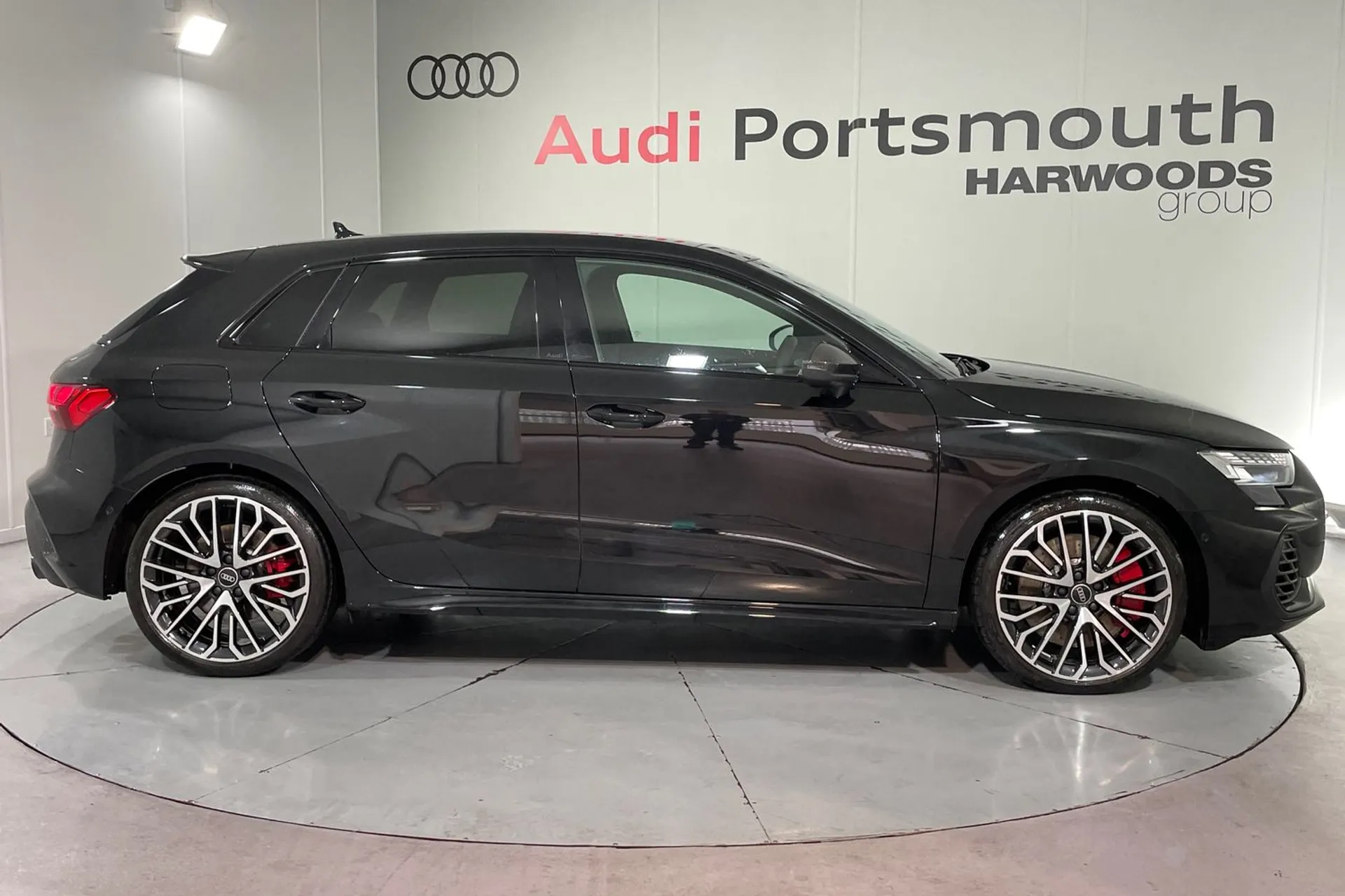Audi A3 thumbnail image number 2