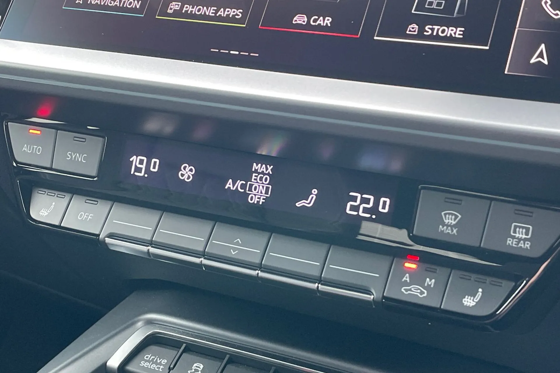 Audi A3 thumbnail image number 21