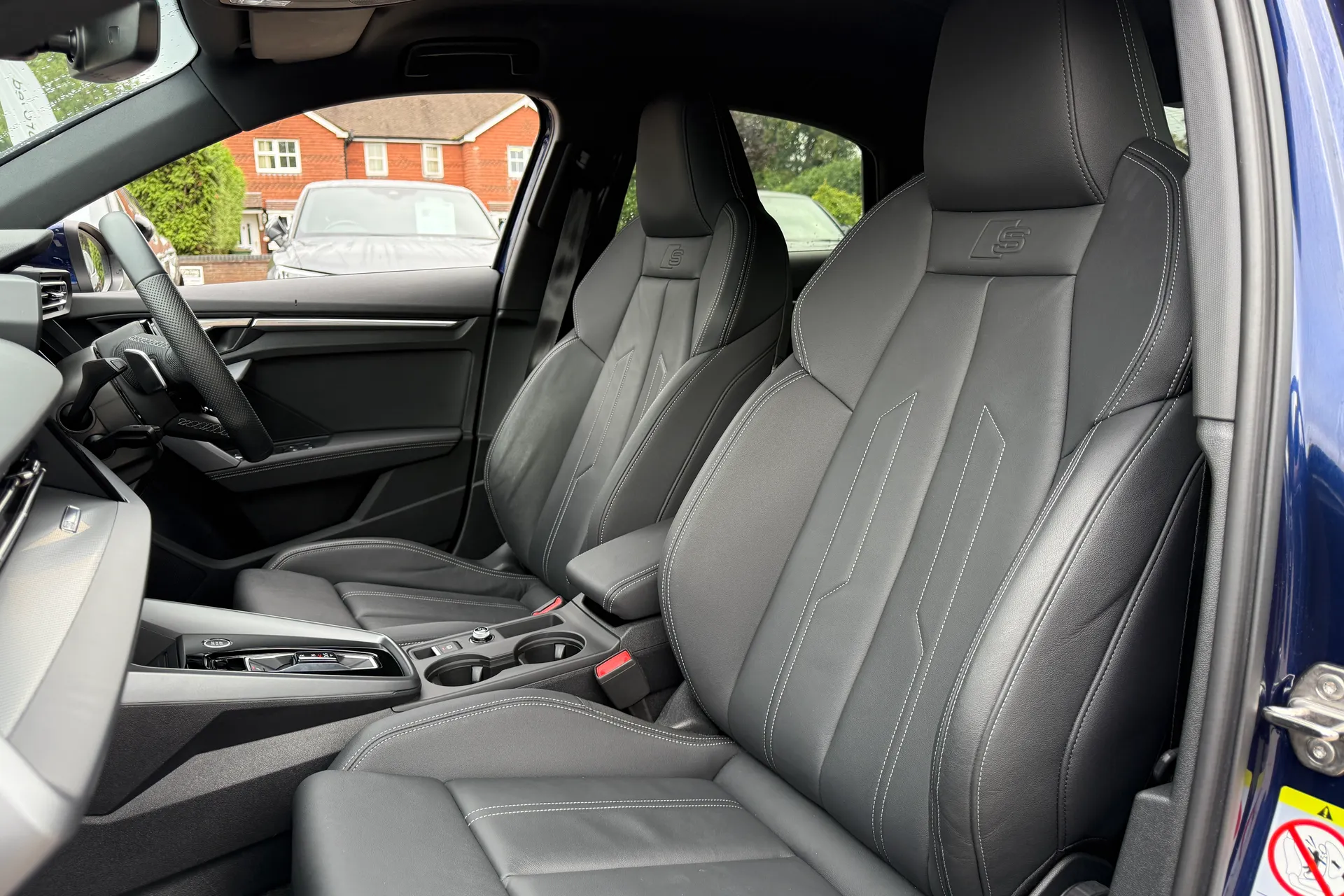 Audi A3 thumbnail image number 32