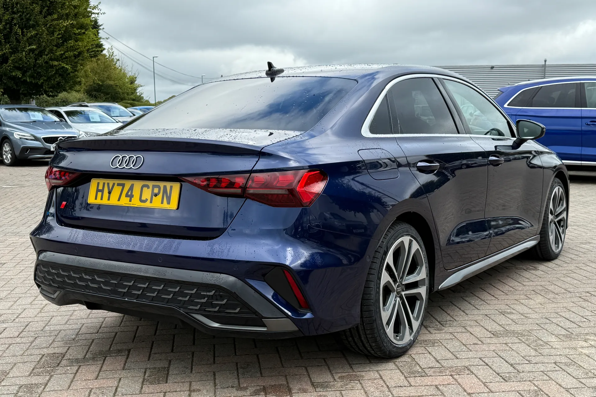 Audi A3 thumbnail image number 9