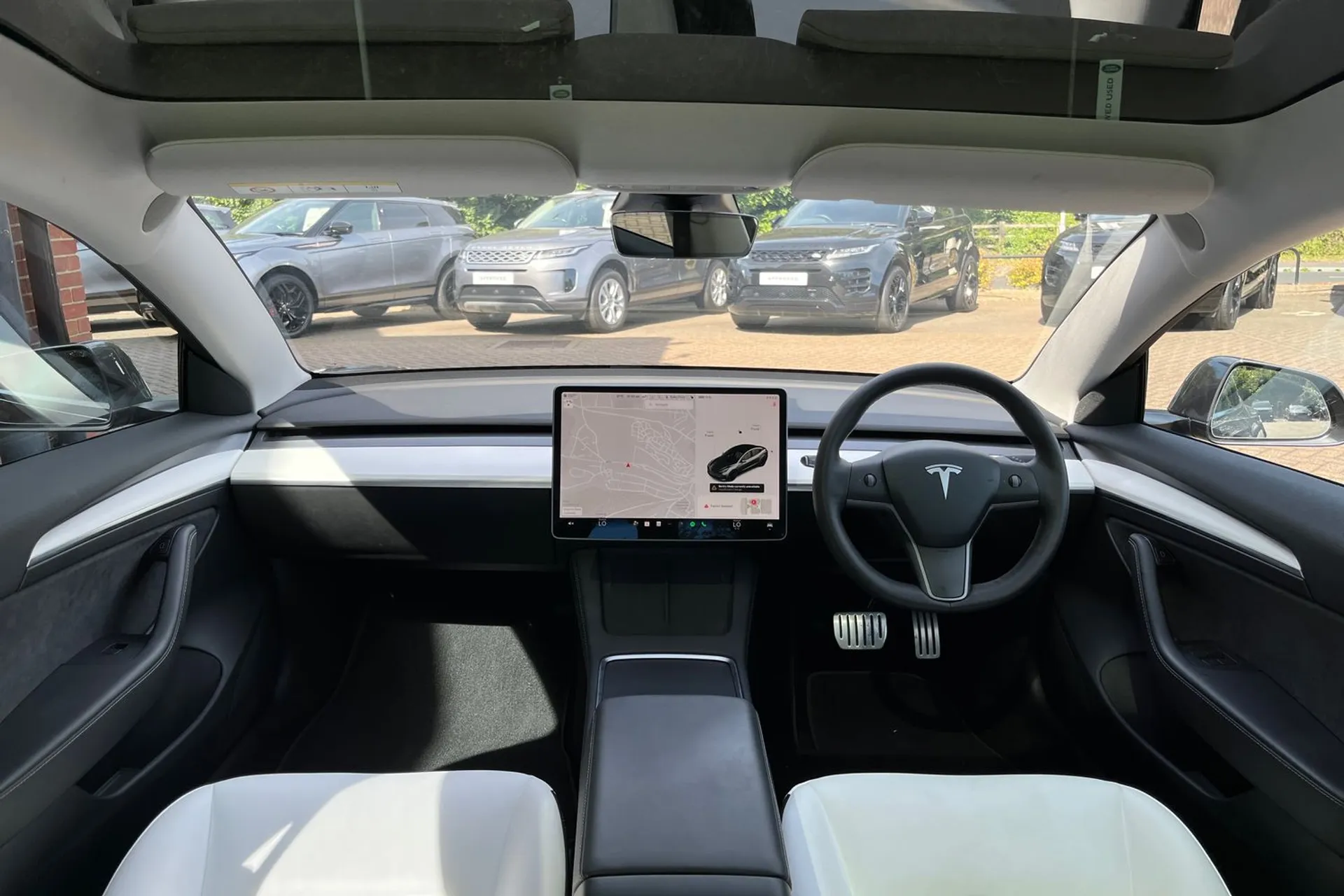 TESLA MODEL 3 thumbnail image number 3