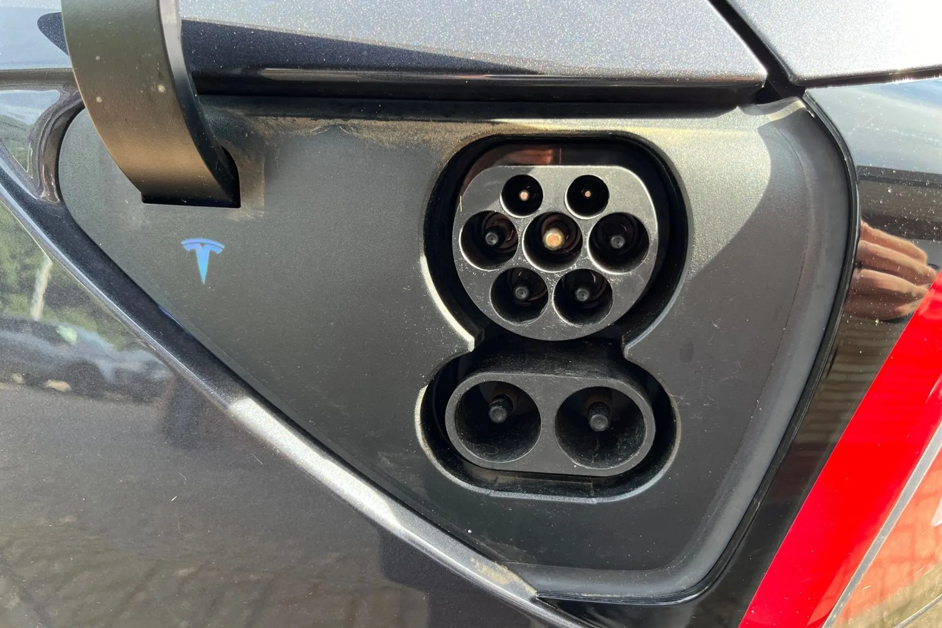 TESLA MODEL 3 thumbnail image number 8