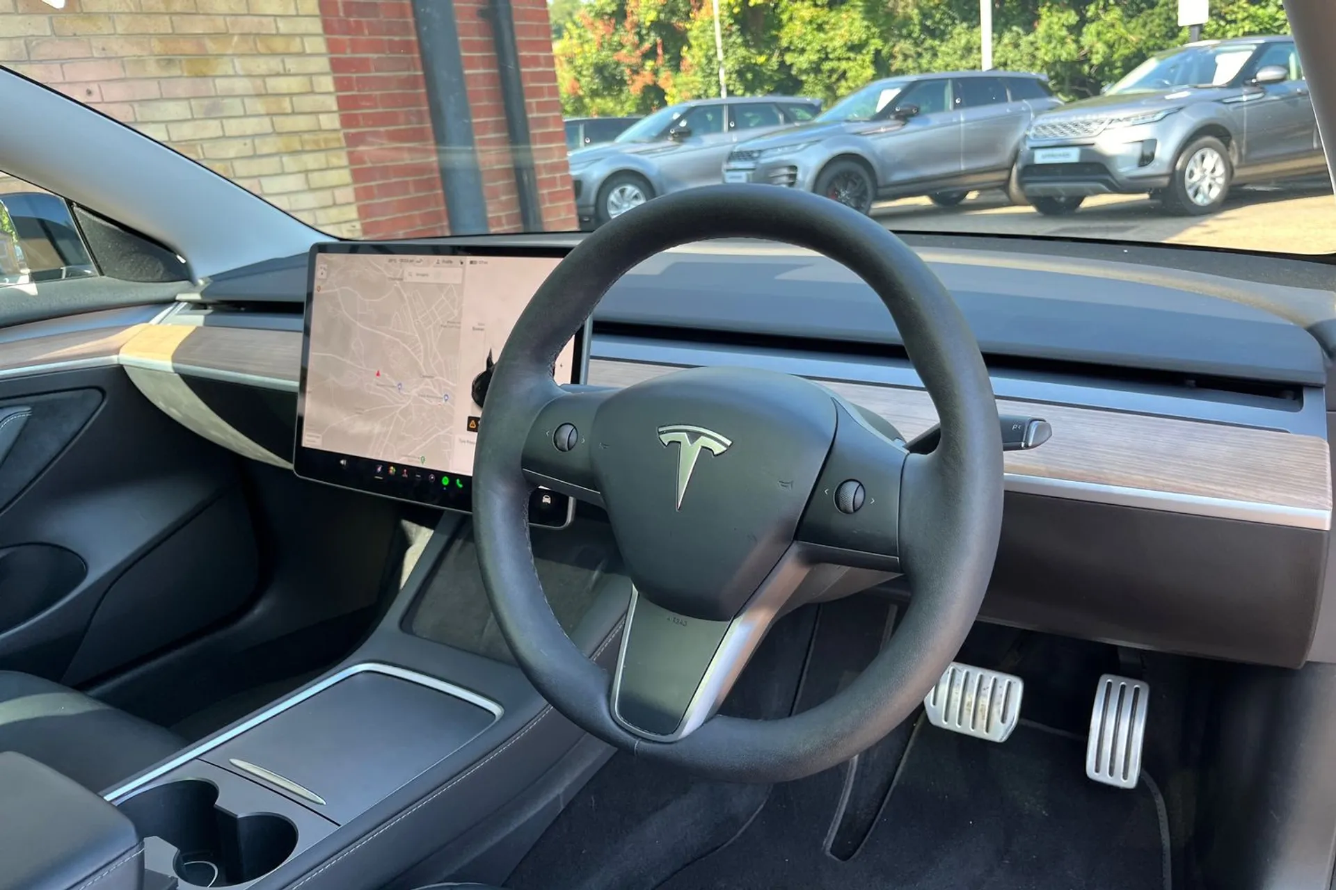 TESLA MODEL 3 thumbnail image number 25