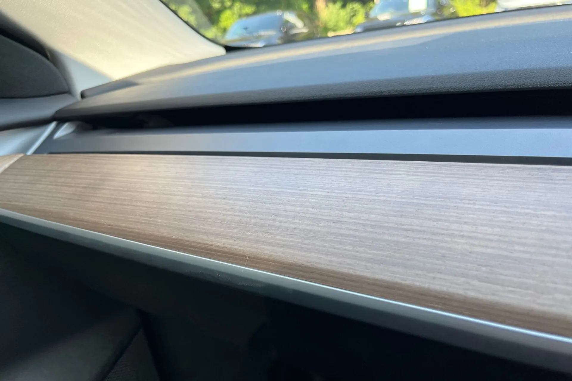 TESLA MODEL 3 thumbnail image number 53