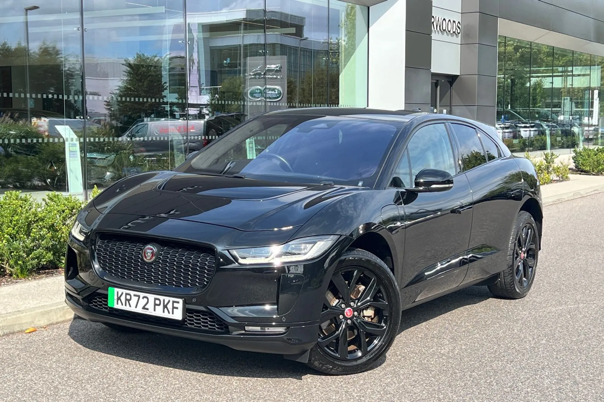 Jaguar I-PACE thumbnail image number 12