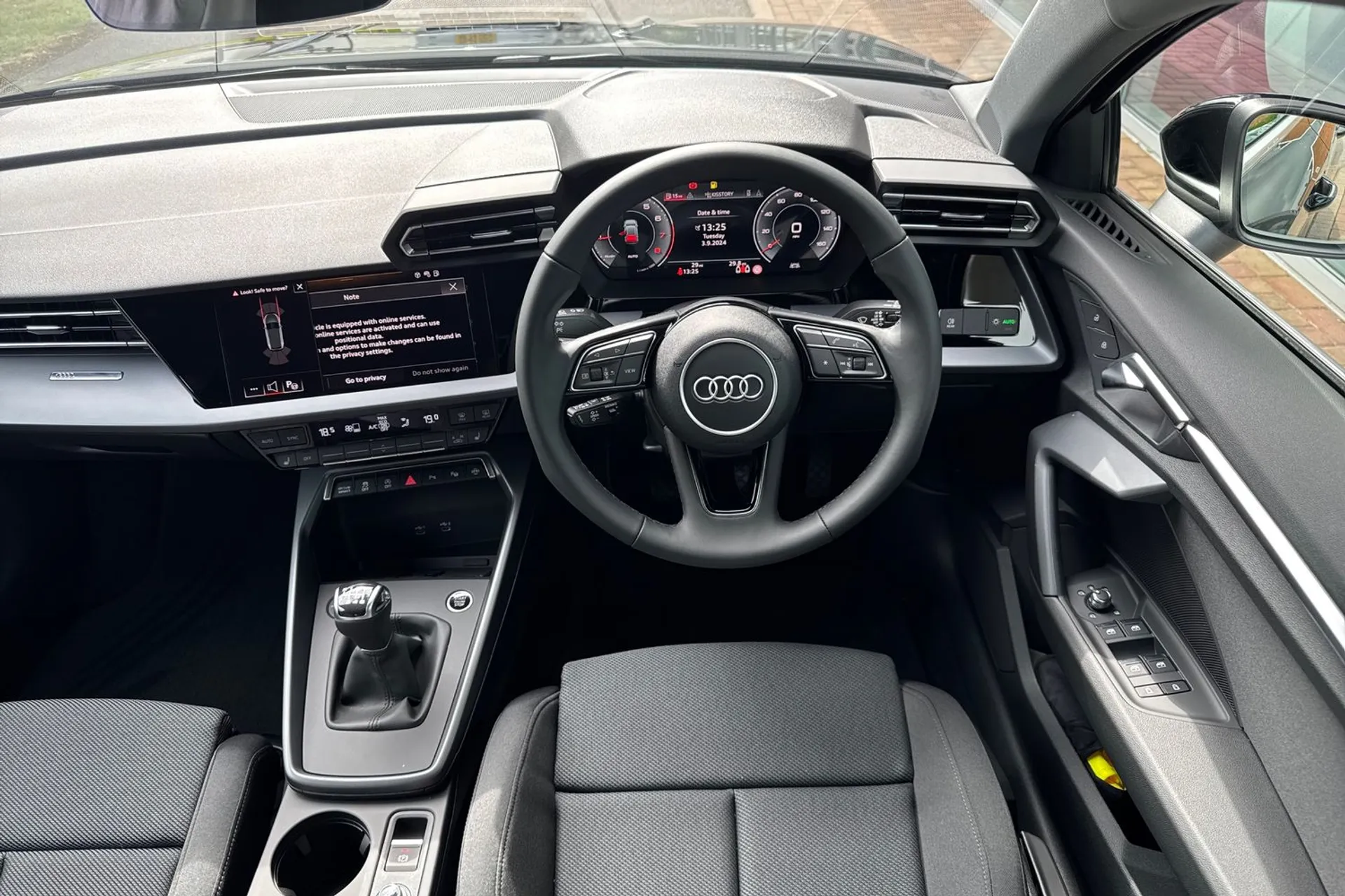 Audi A3 thumbnail image number 33