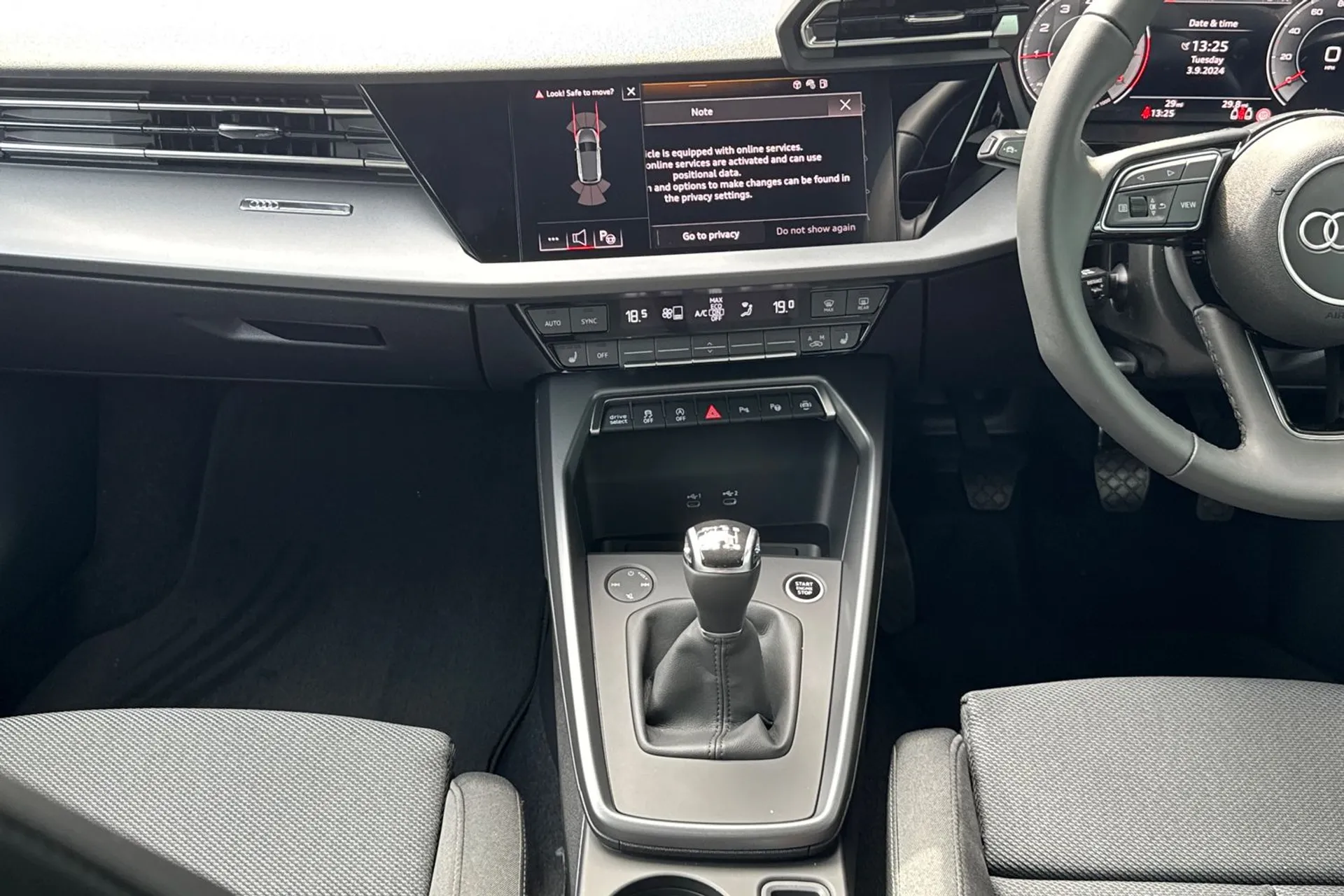 Audi A3 thumbnail image number 34