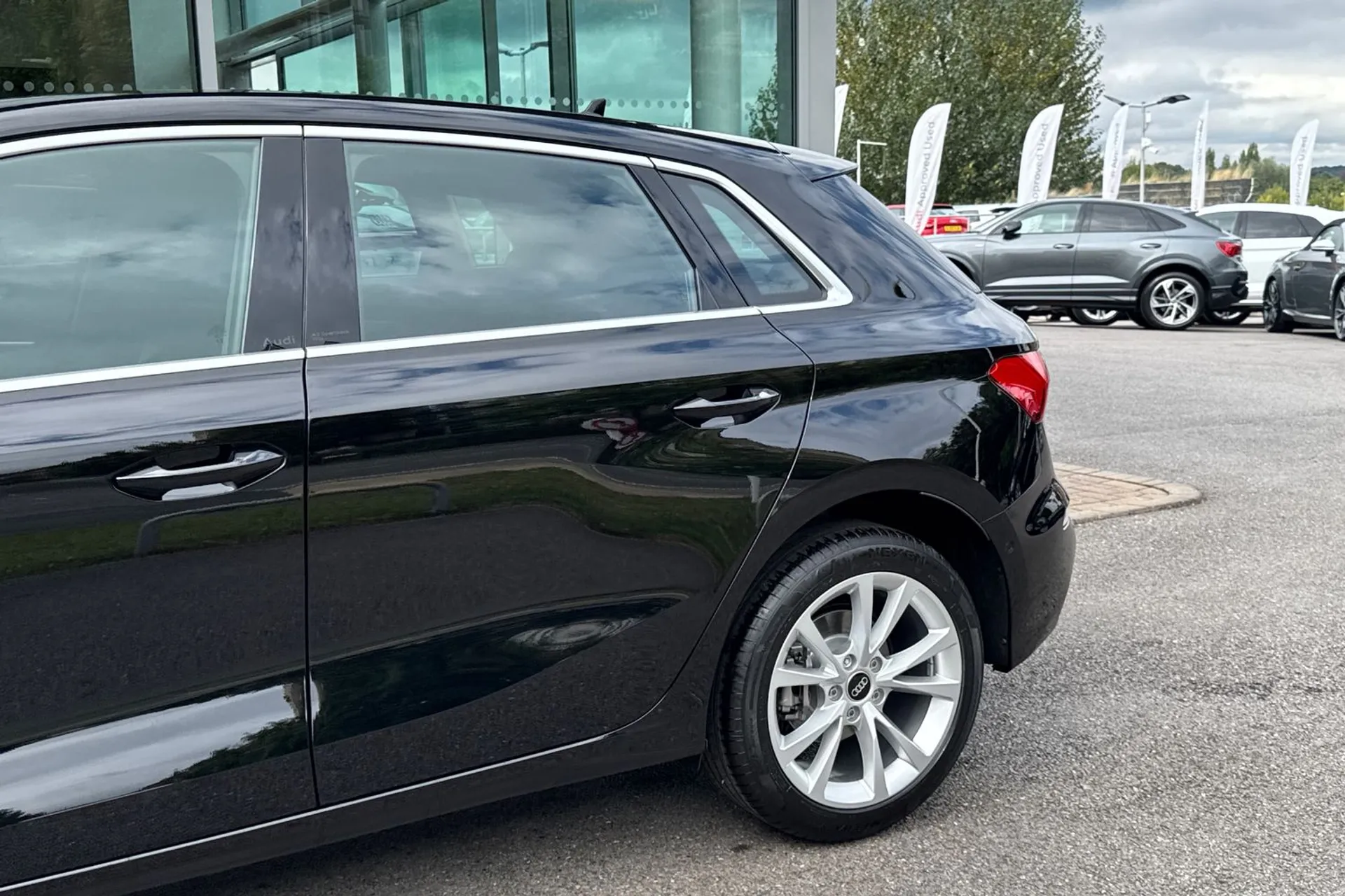 Audi A3 thumbnail image number 12