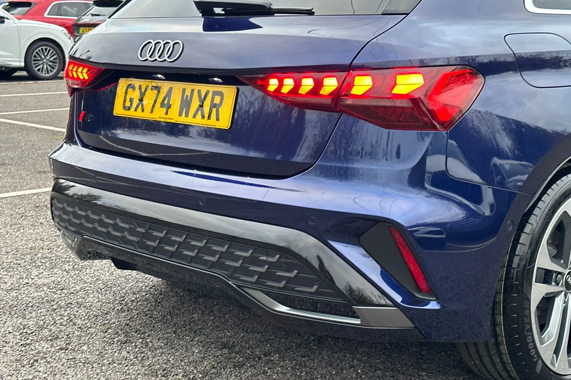 Audi A3 thumbnail image number 37