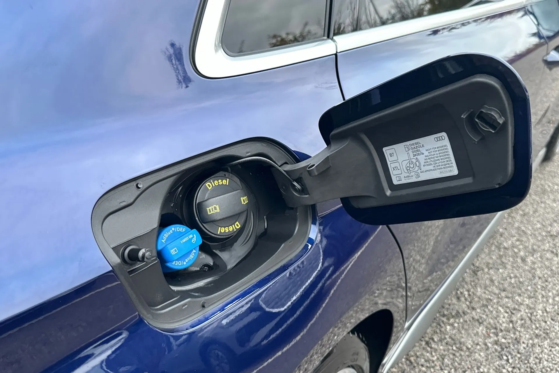 Audi A3 thumbnail image number 38