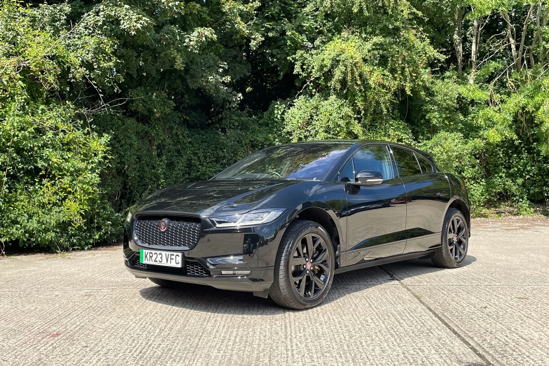 Jaguar I-PACE thumbnail image number 11