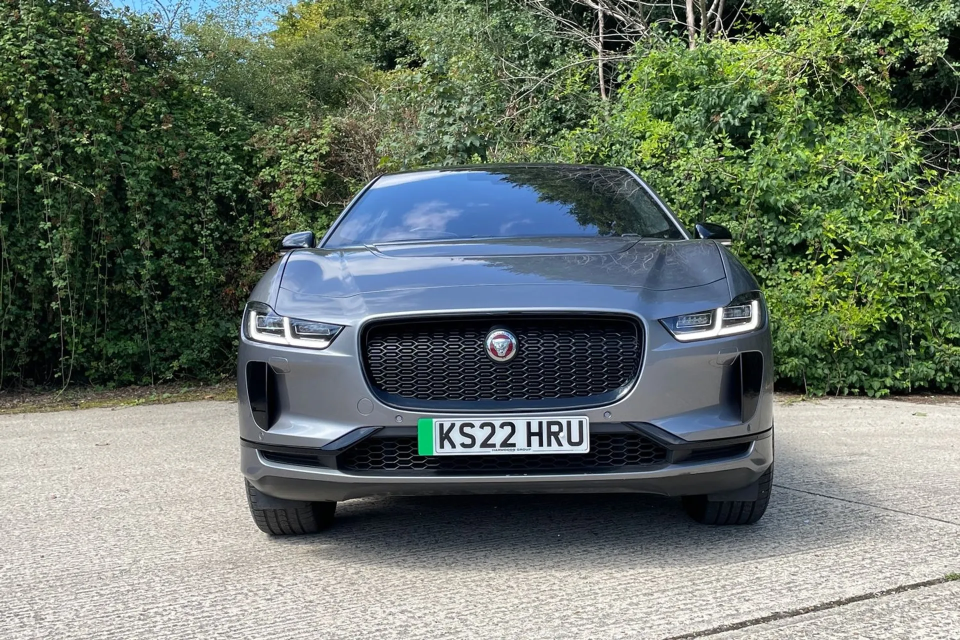 Jaguar I-PACE thumbnail image number 11