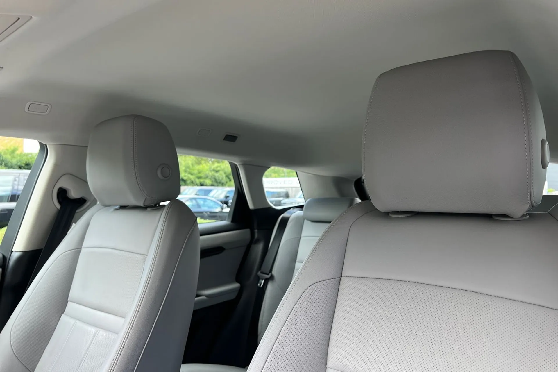 LAND ROVER RANGE ROVER EVOQUE thumbnail image number 6