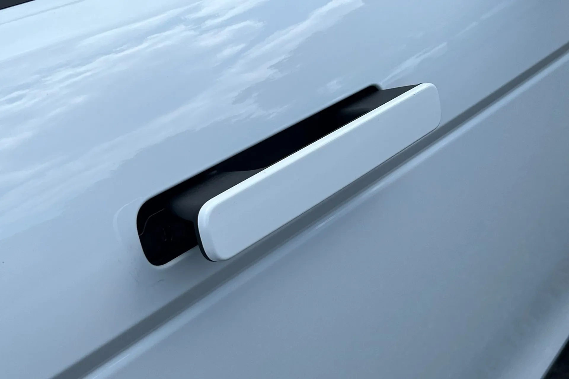 LAND ROVER RANGE ROVER EVOQUE thumbnail image number 19