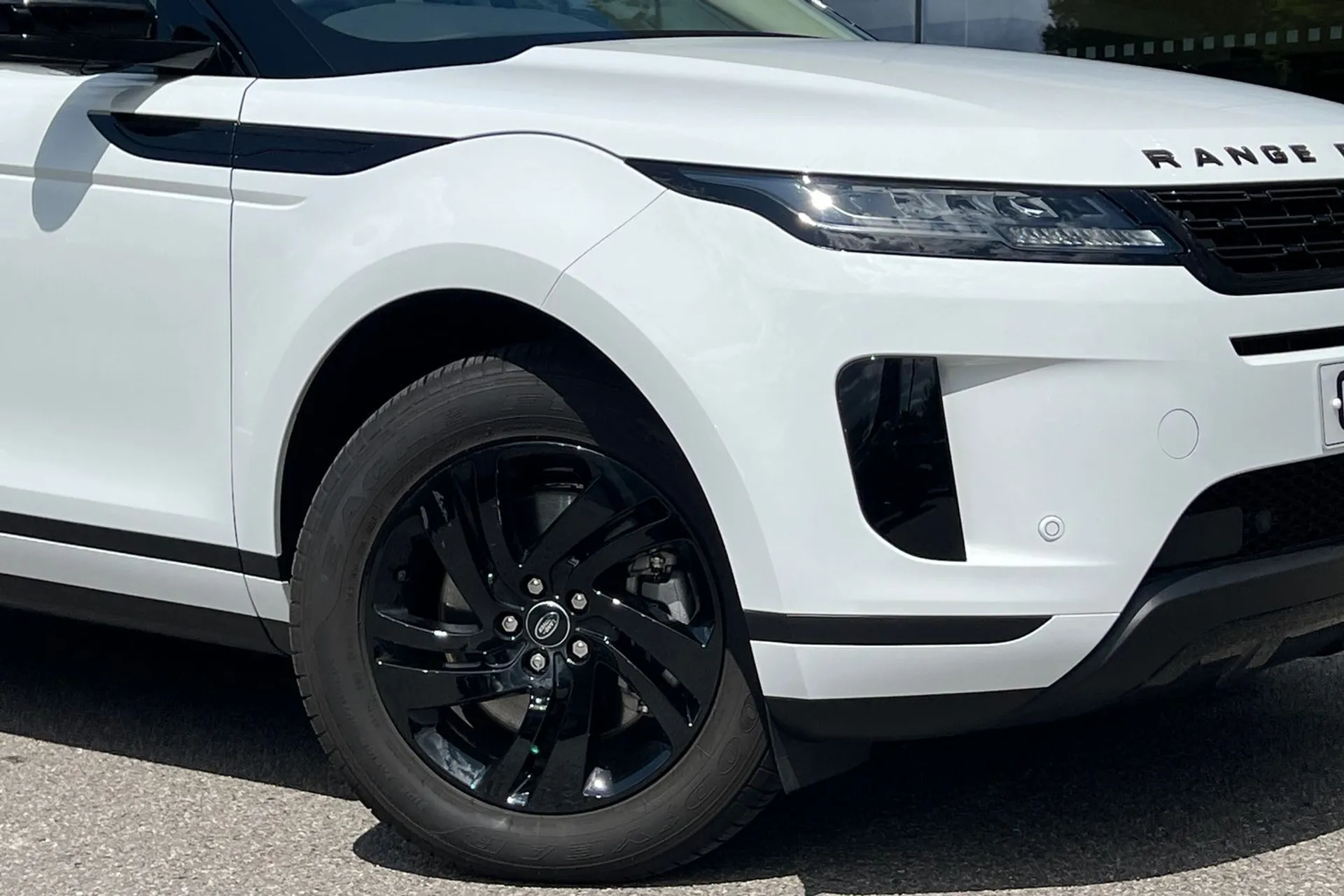 LAND ROVER RANGE ROVER EVOQUE thumbnail image number 8