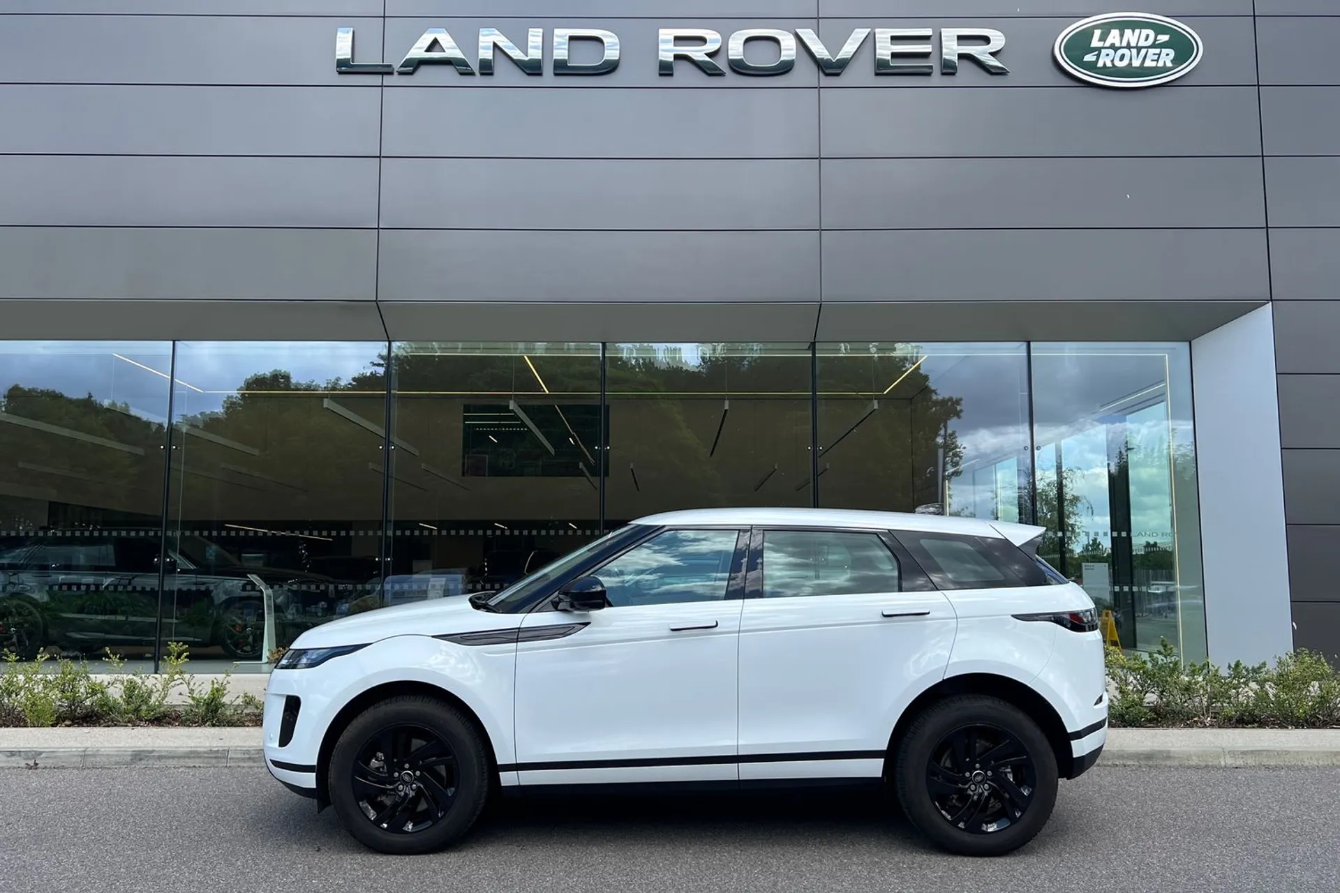 LAND ROVER RANGE ROVER EVOQUE thumbnail image number 7