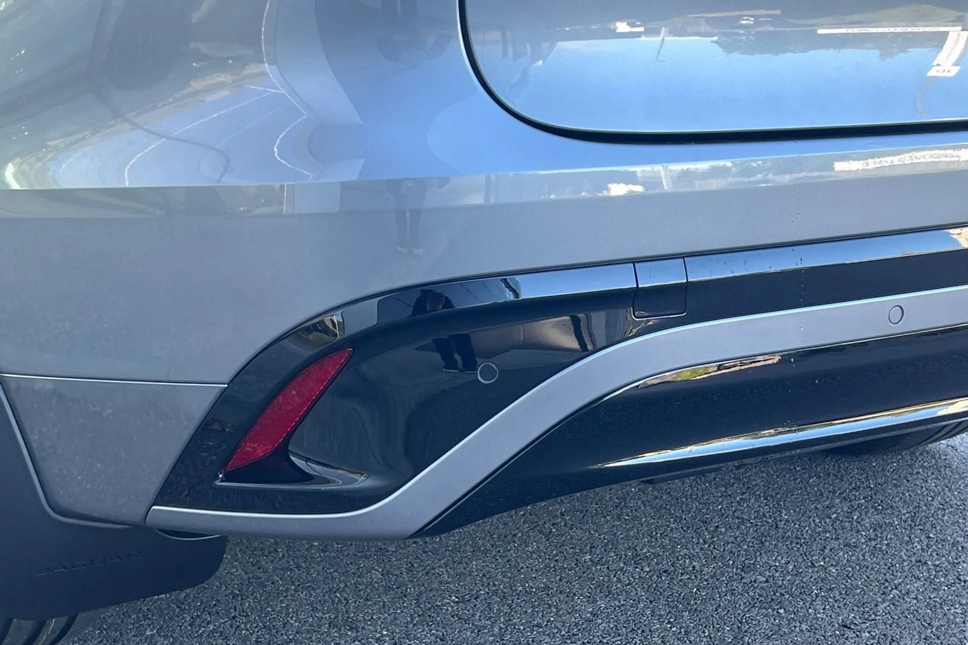 Jaguar F-Pace thumbnail image number 28